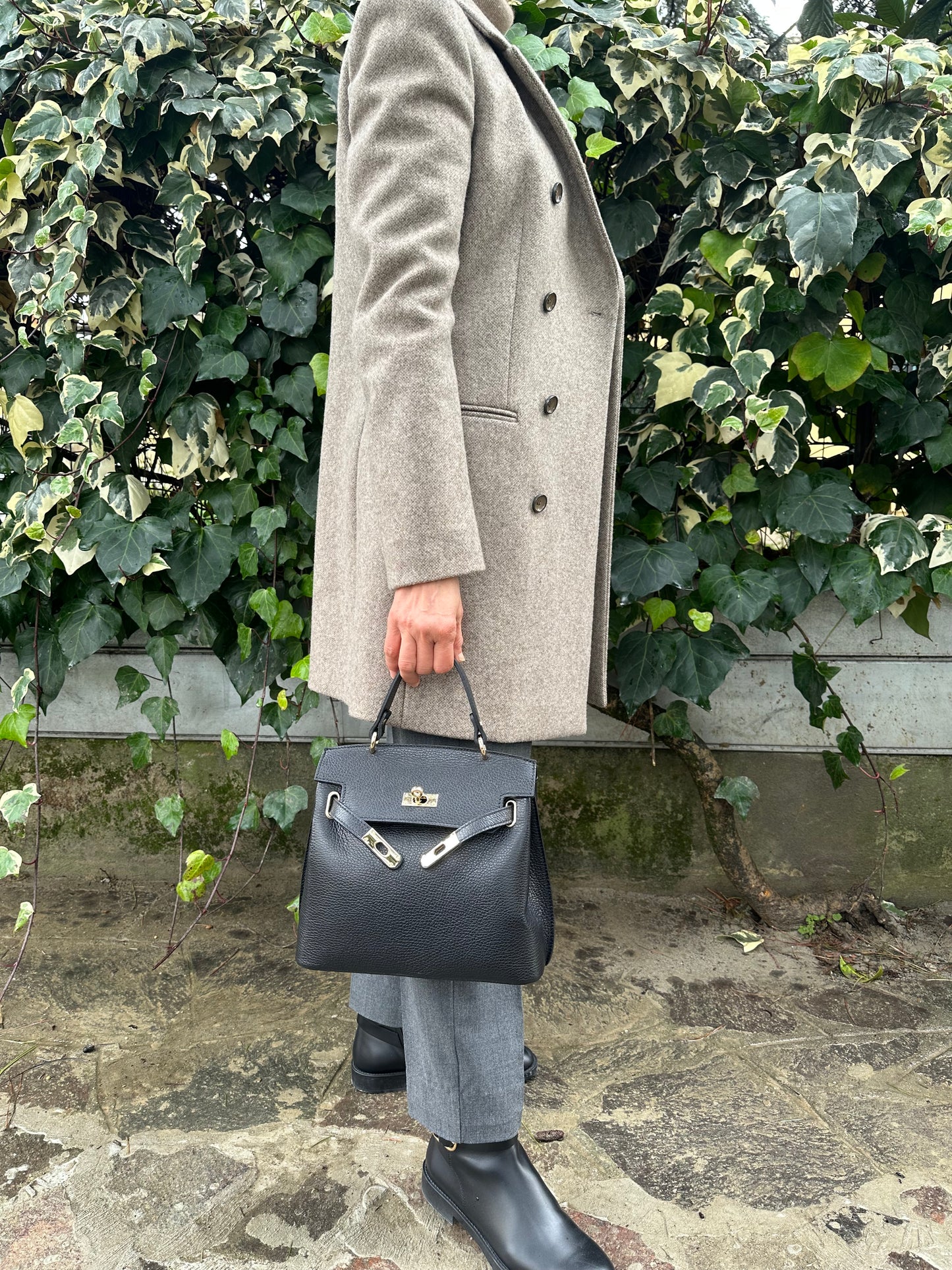 CHLOÉ- Real leather