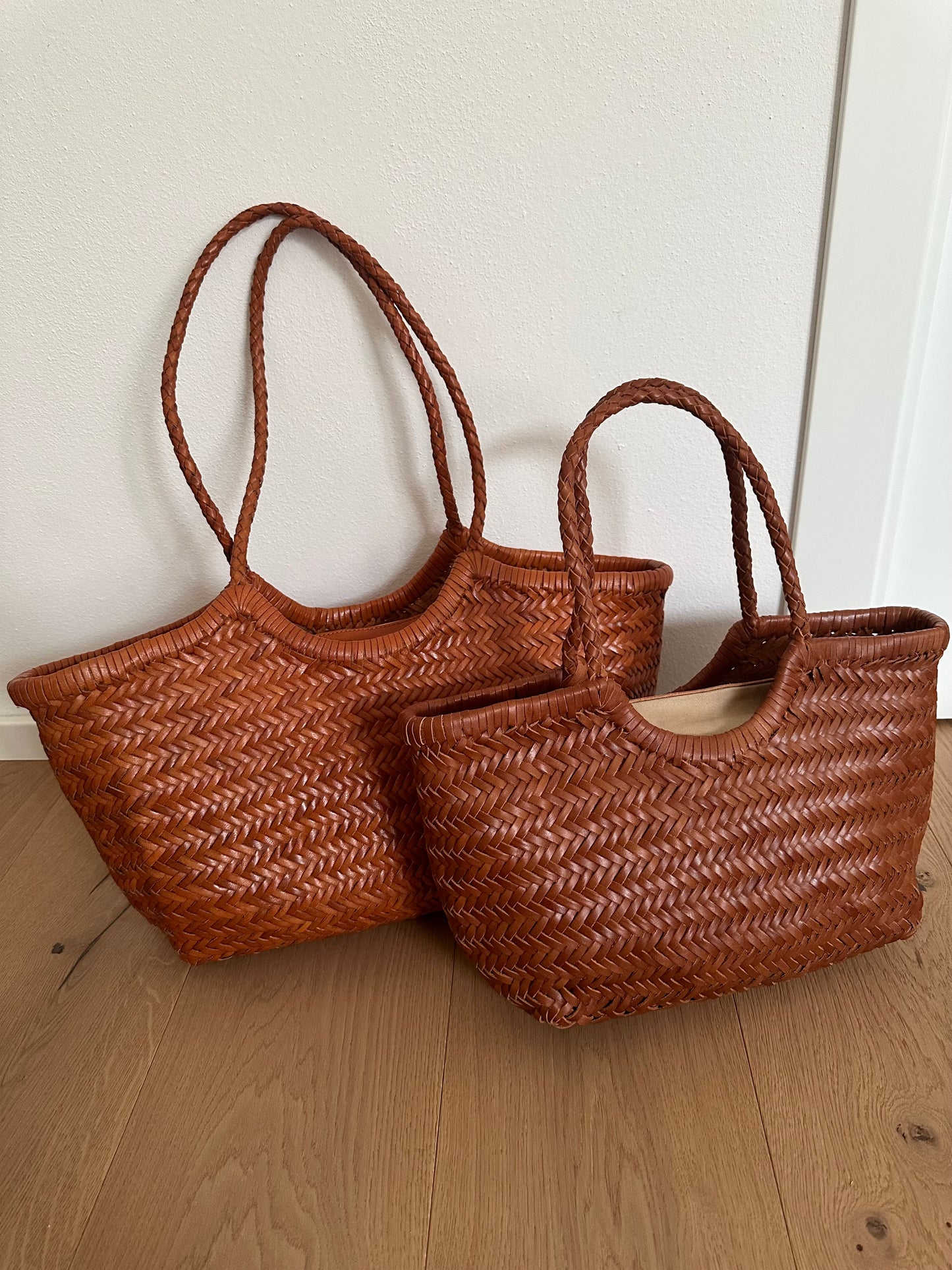 DORA PREMIUM - large