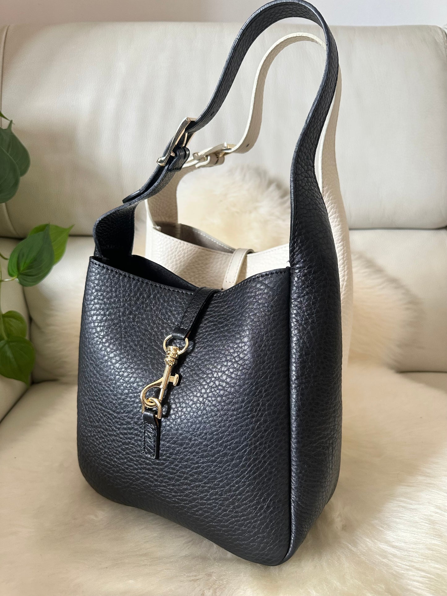 LAURA PREMIUM - Genuine leather