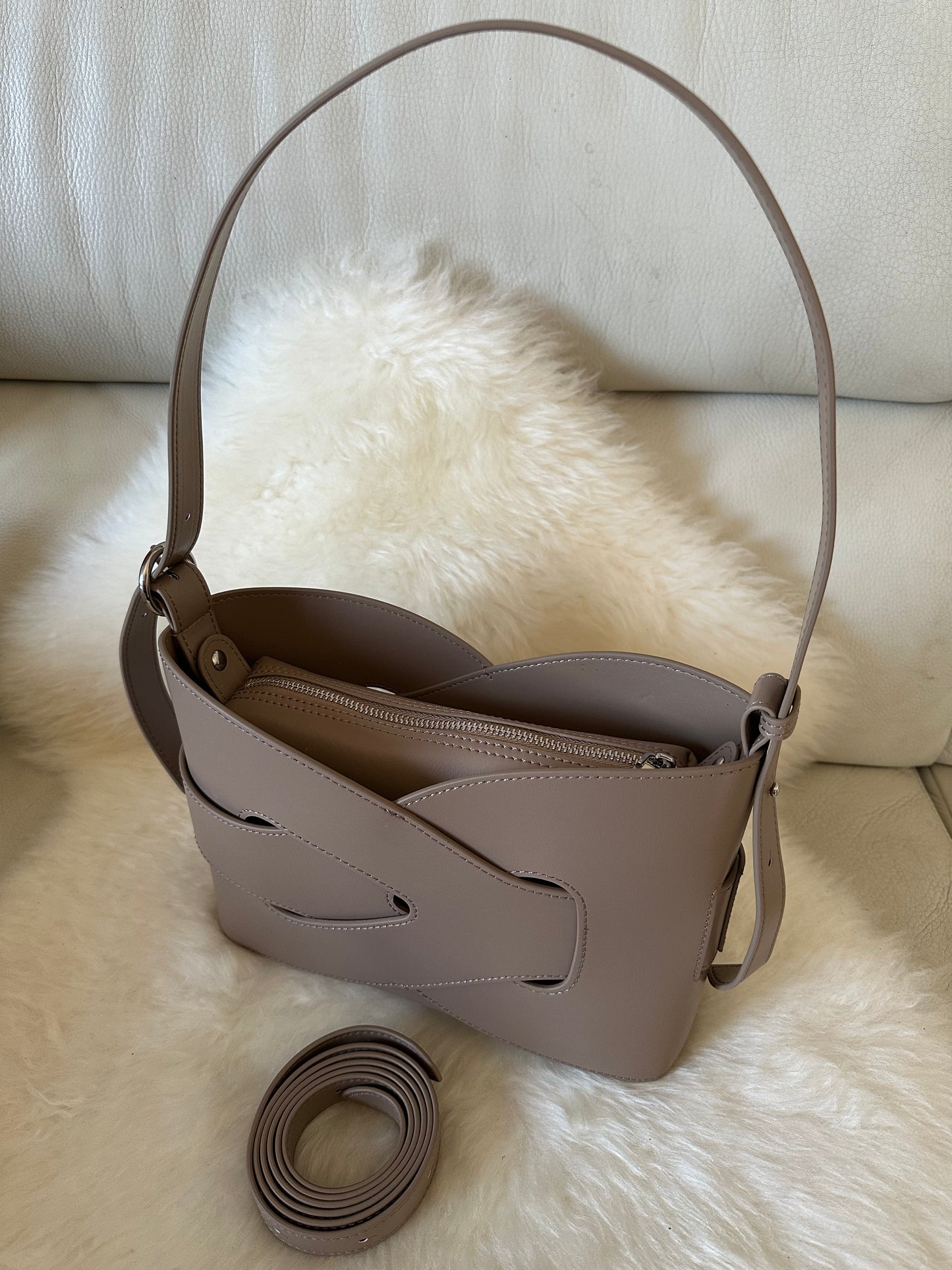KNOT - shoulder bag
