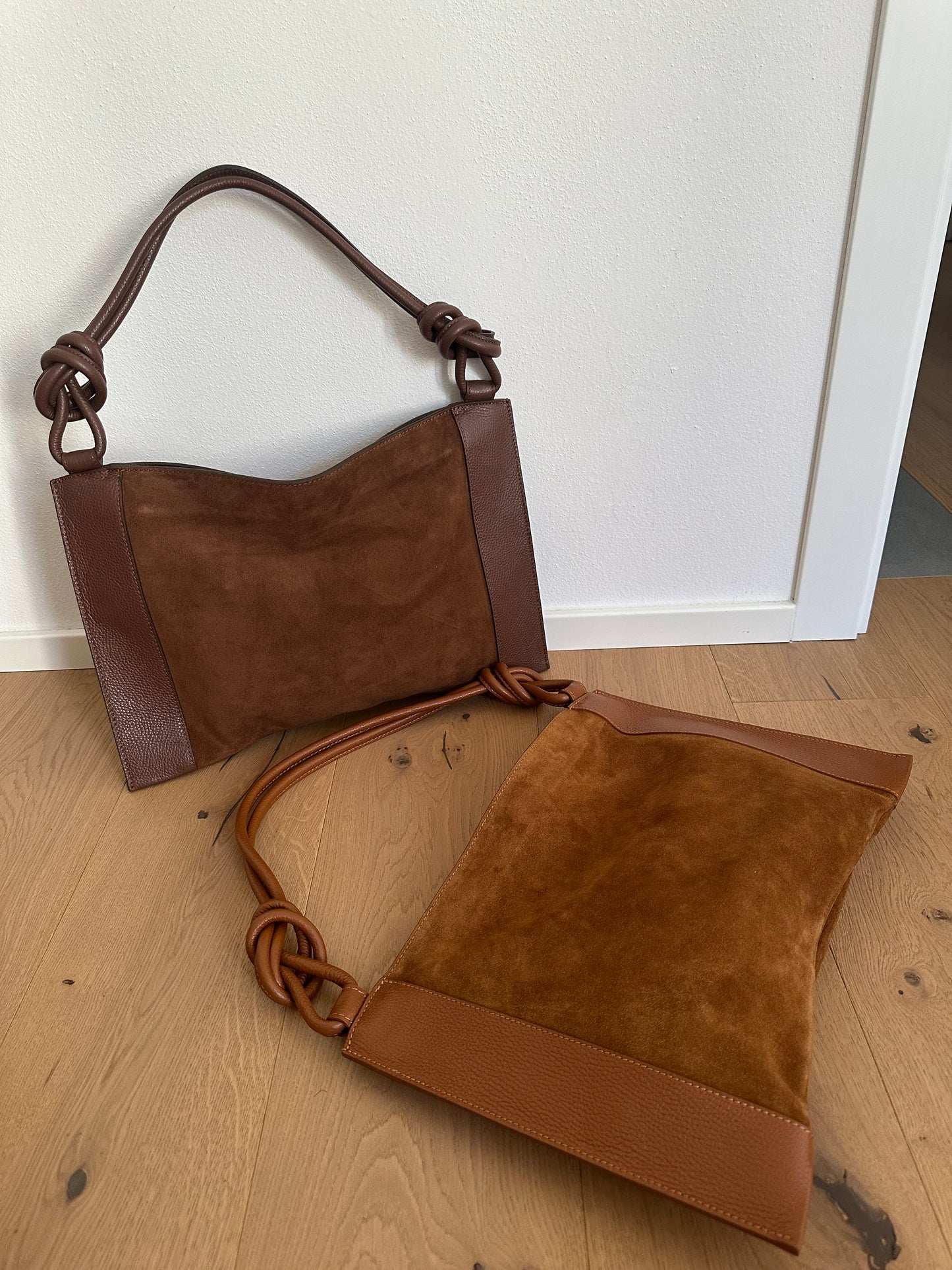 MAXI SAM - suede