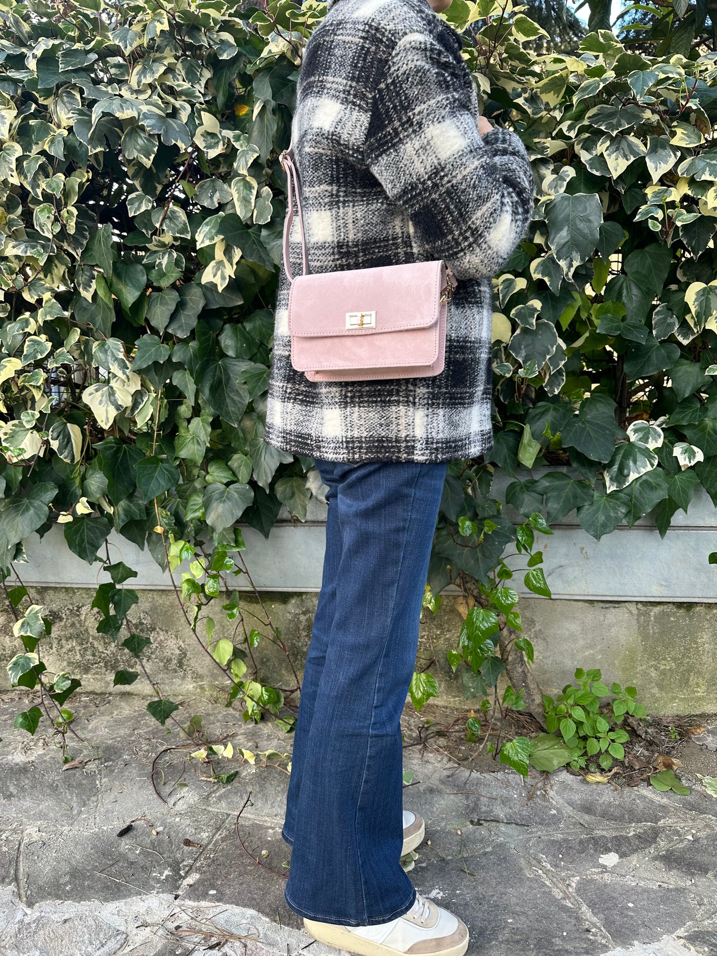 MILA suede- crossbody