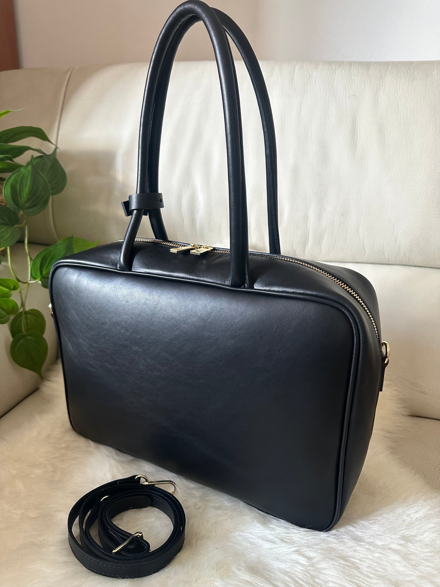 CLARA - Smooth genuine leather