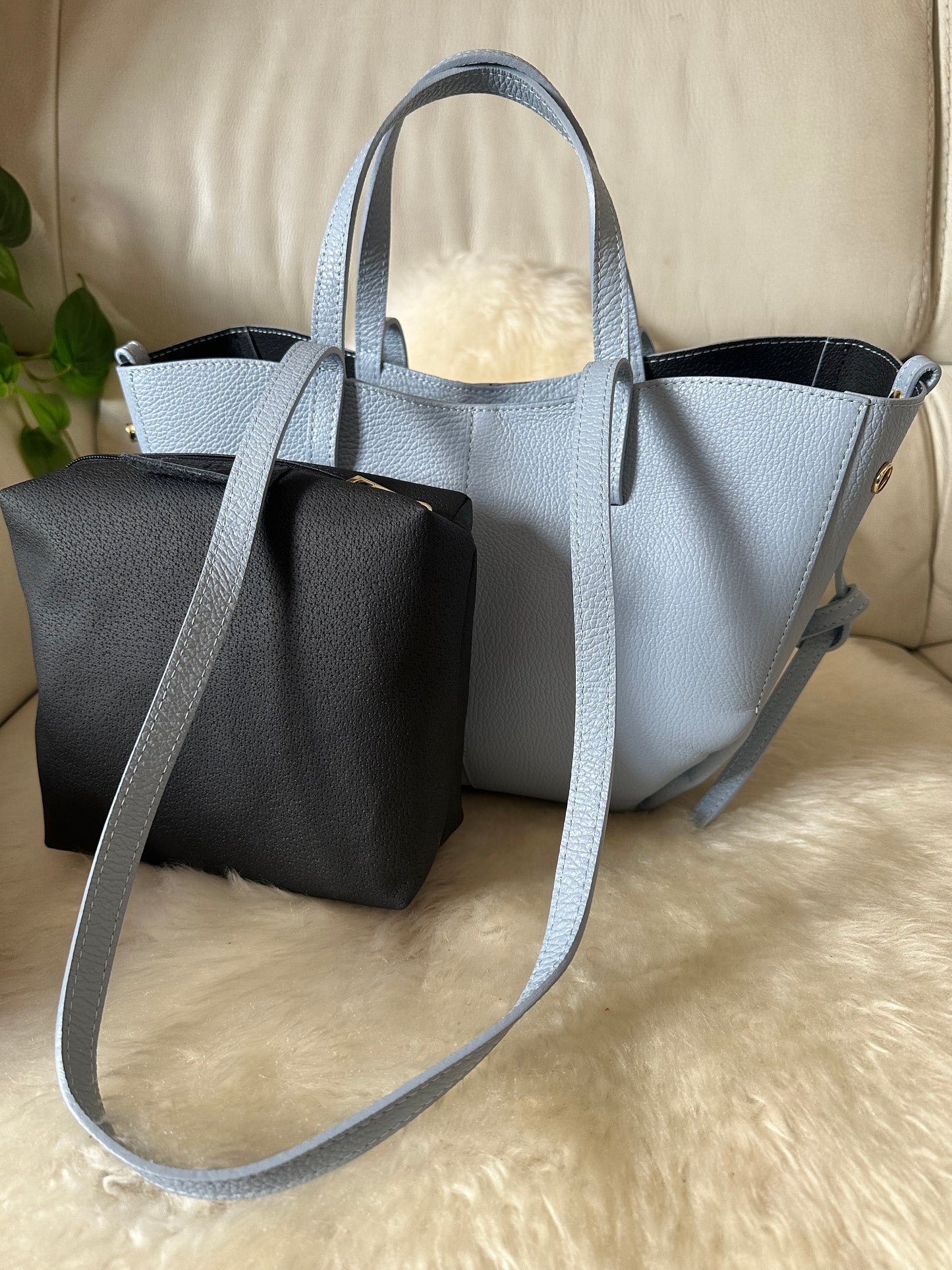 DAPHNE- Real leather