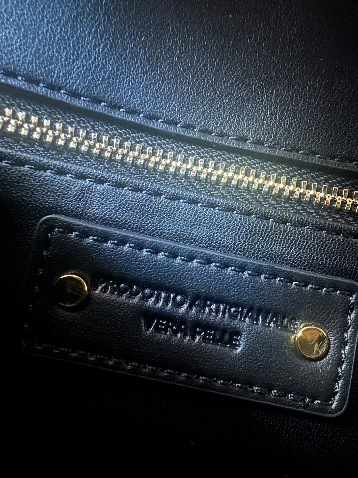 SOUND shoulder bag