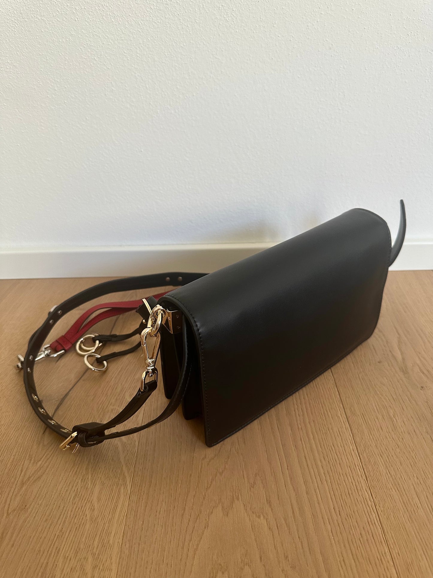 SOUND shoulder bag