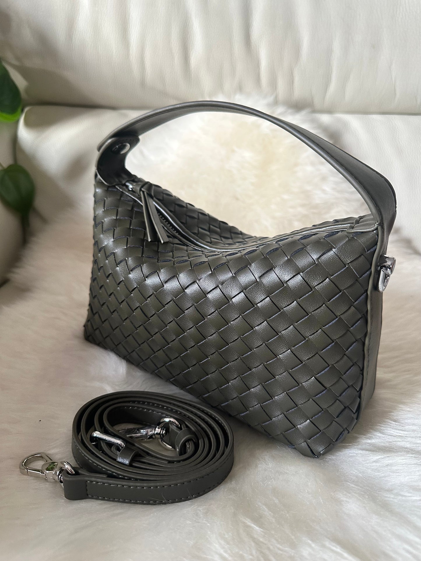 WANDI- woven handbag