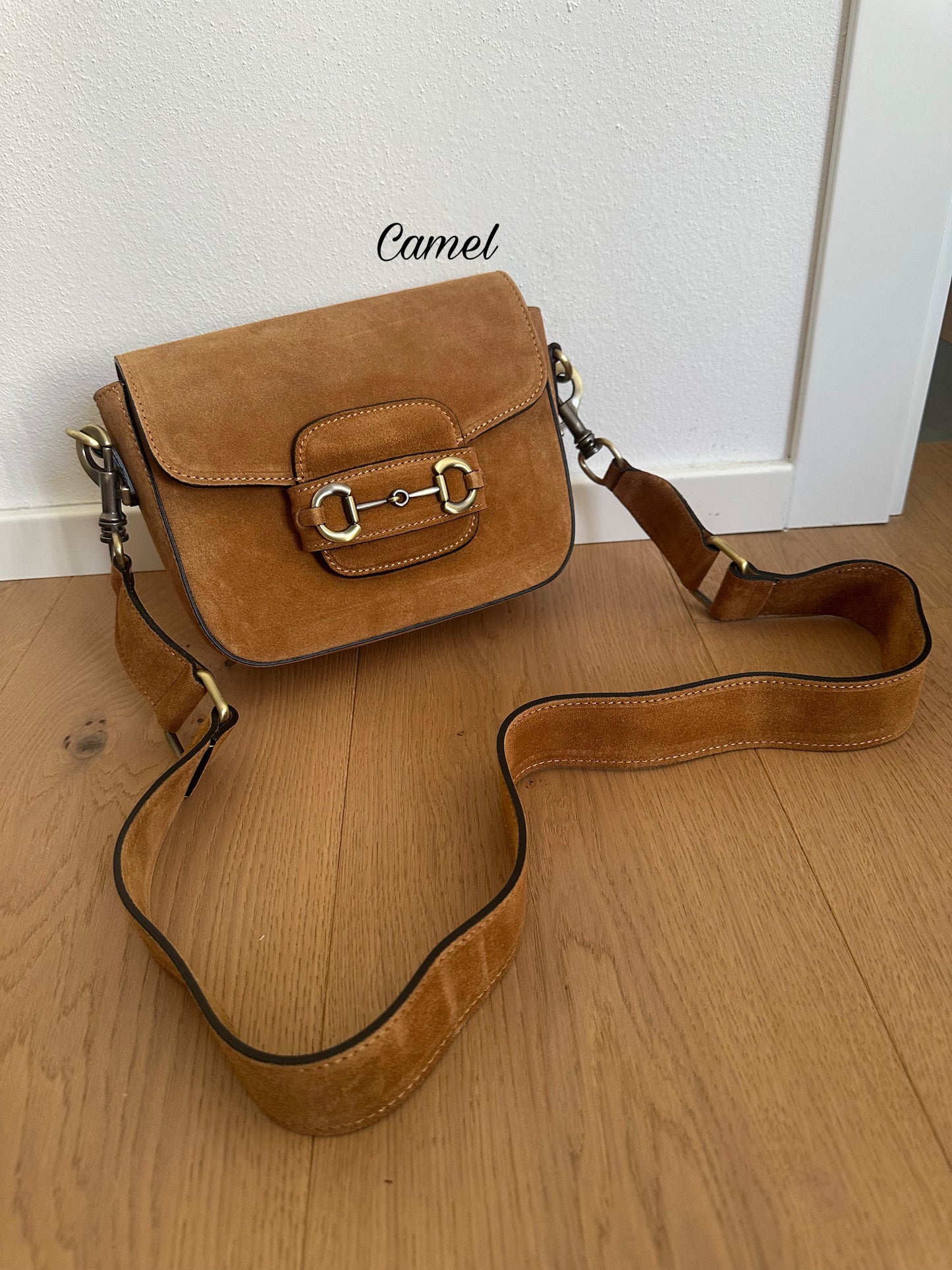 EMILY suede- crossbody