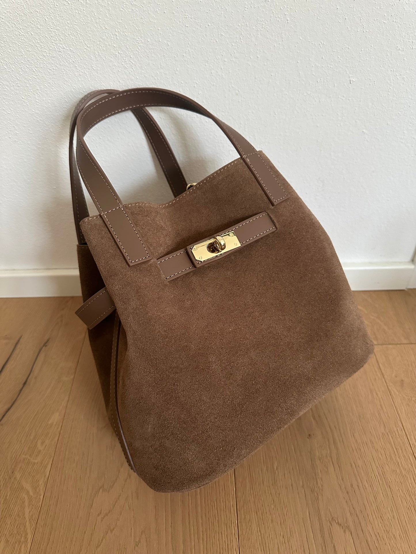 TATIANA - suede bucket