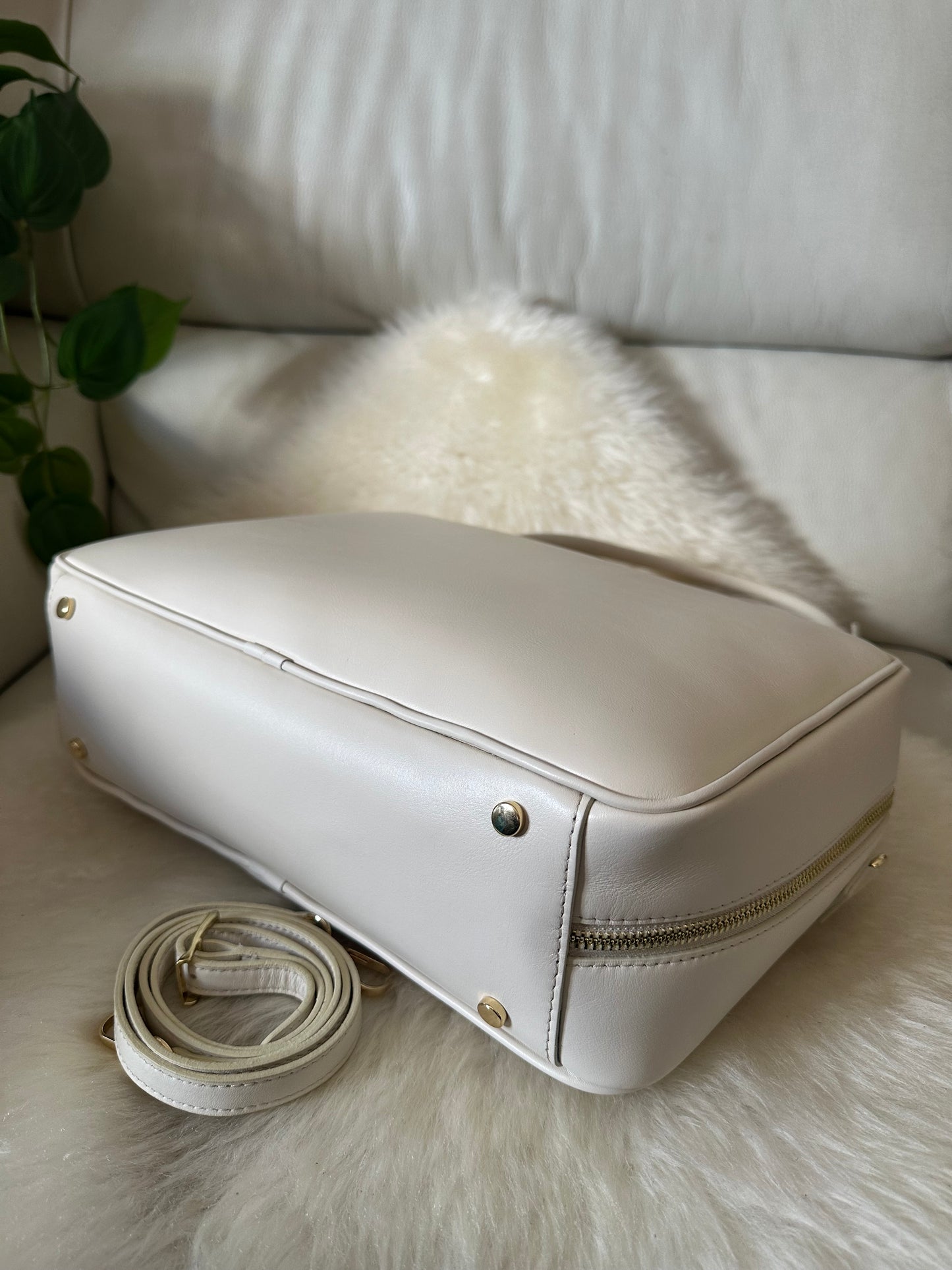 CLARA - Smooth genuine leather
