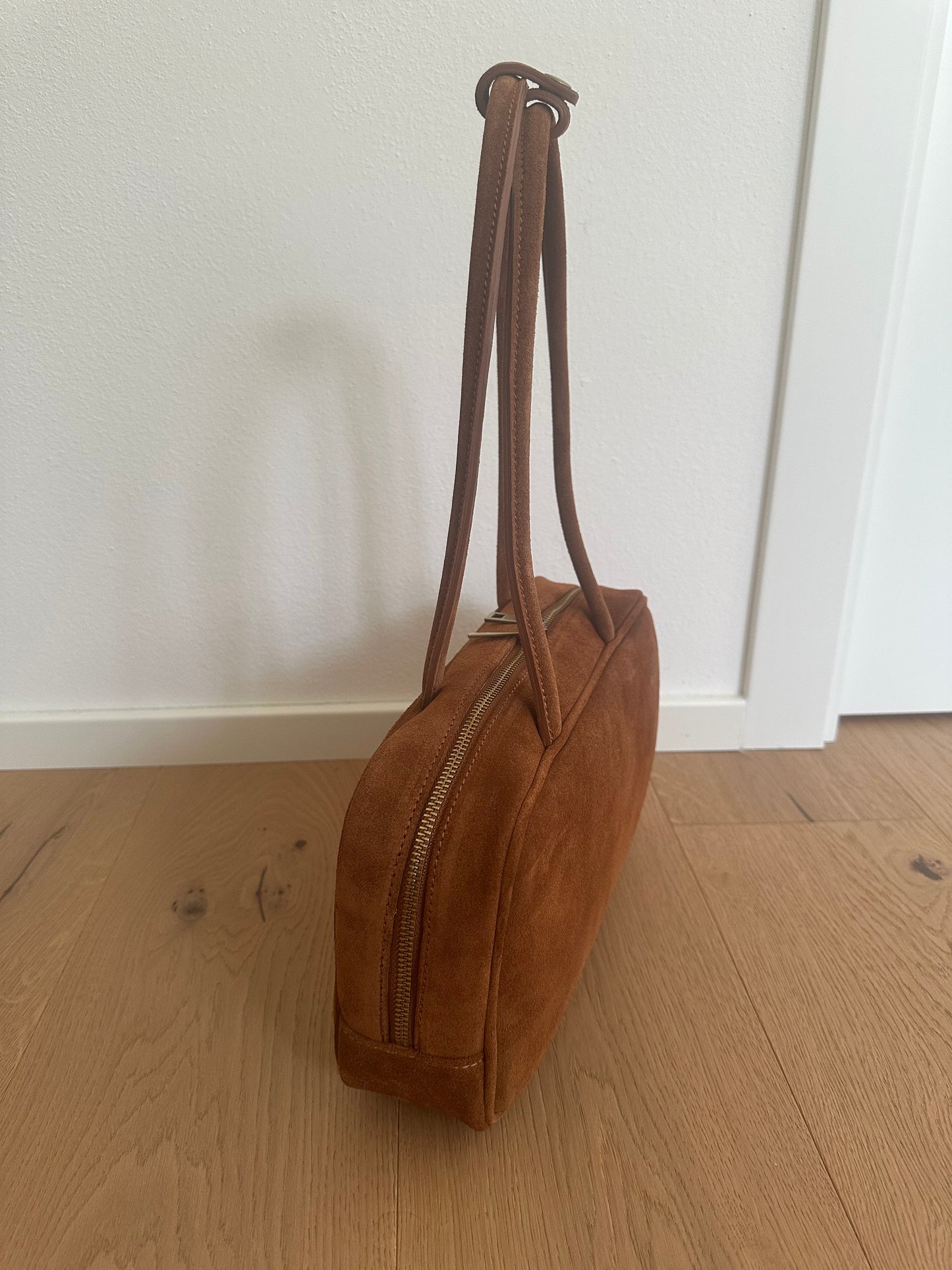 CLARA MIDI- suede