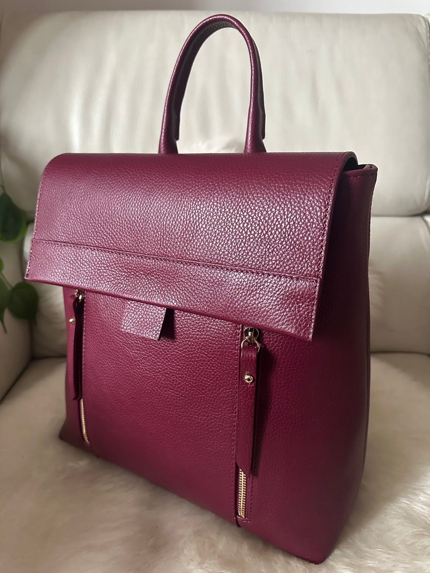 NOA- Unisex Genuine Leather Backpack