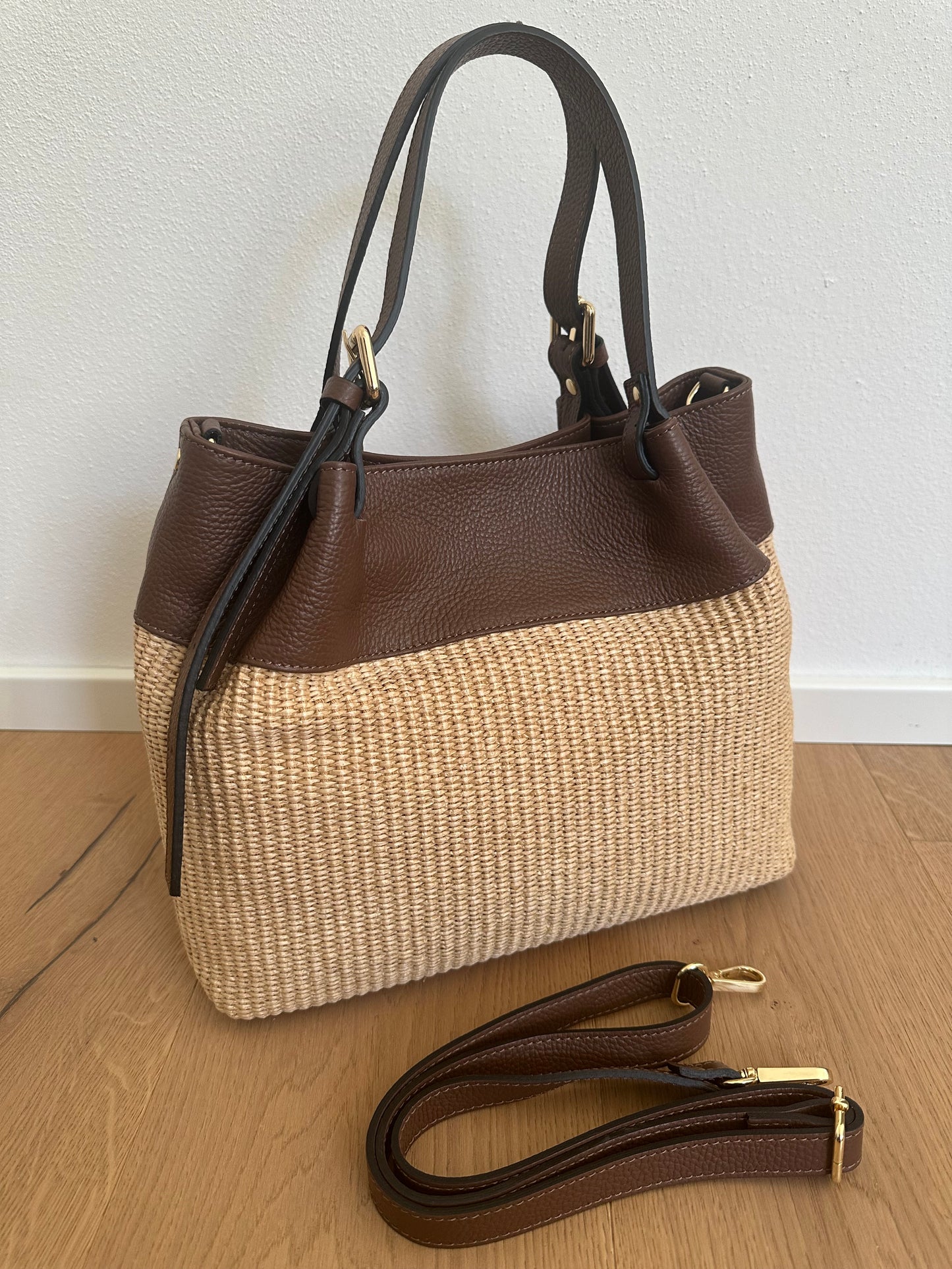 VANESSA- shoulder bag