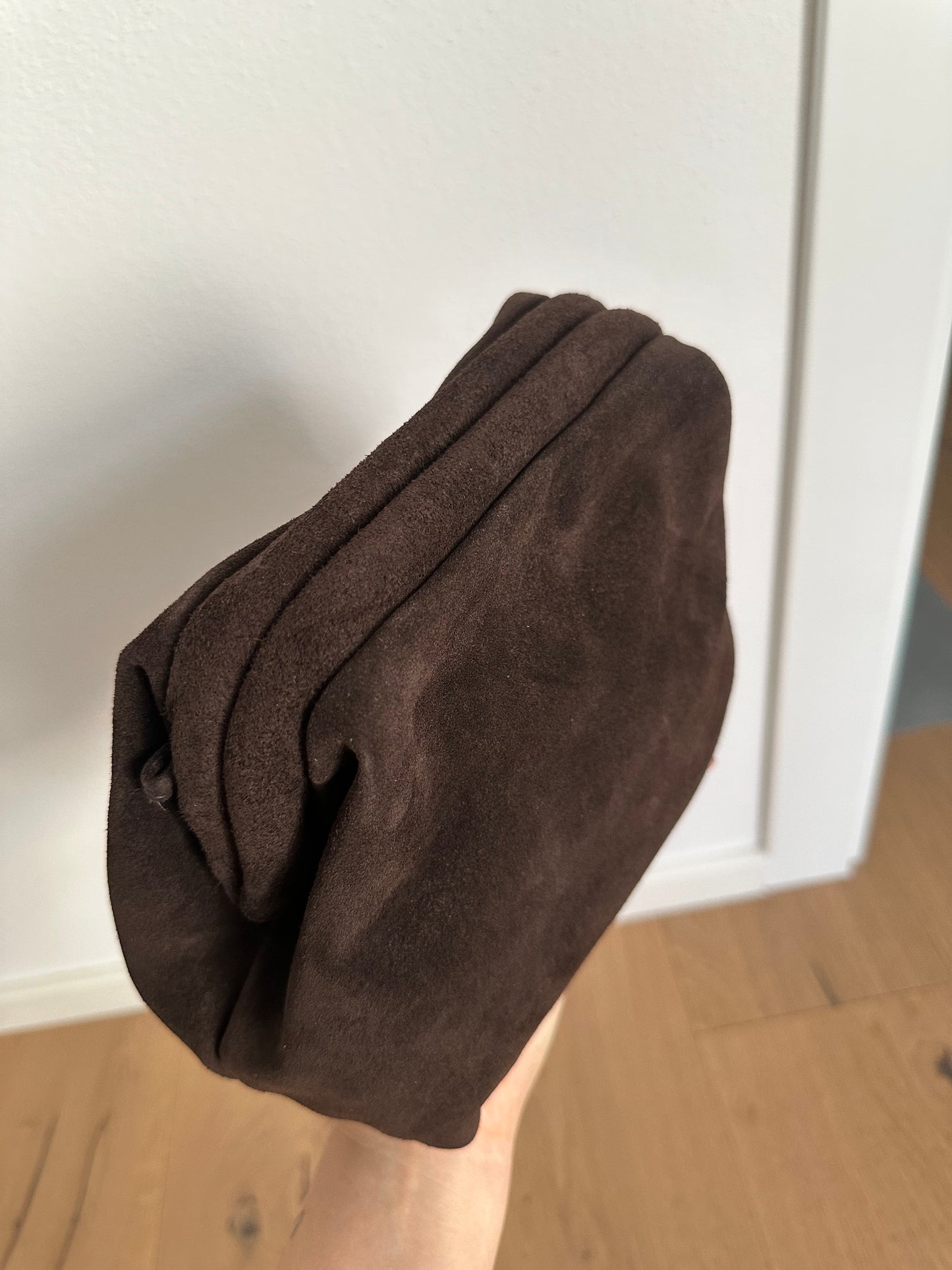 ALOAH suede - maxi pochette