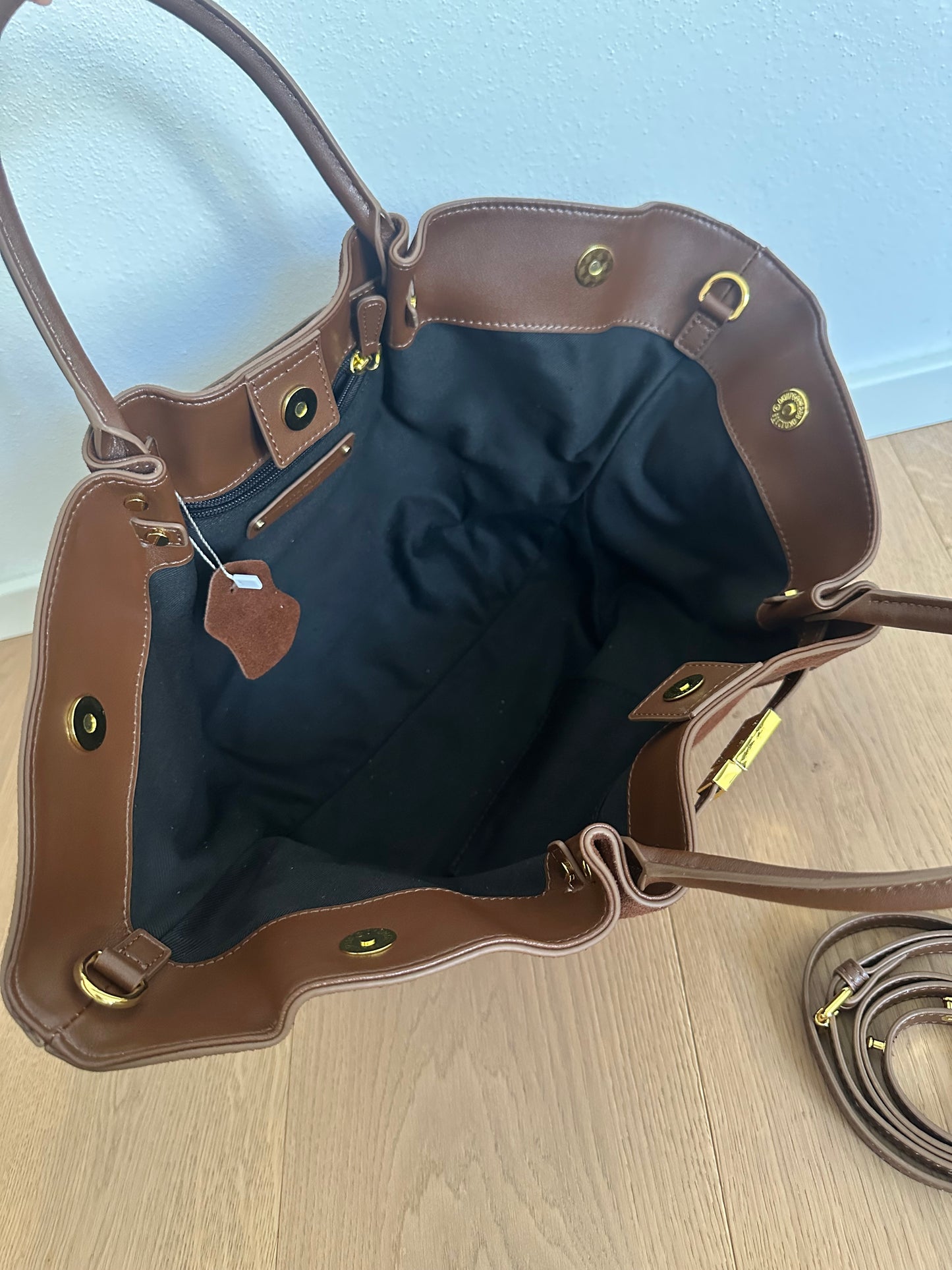 CHRISTIN - suede