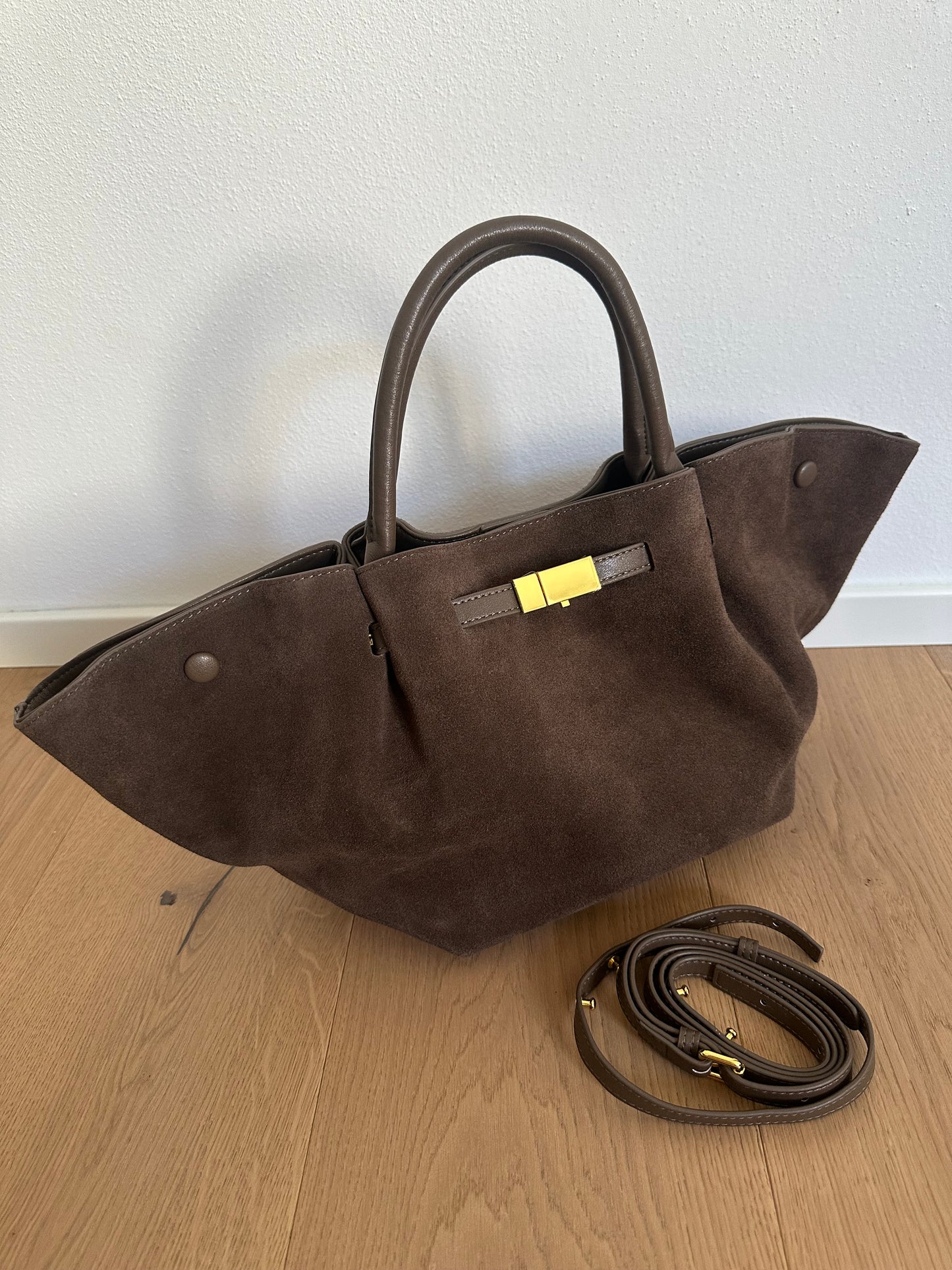 CHRISTIN - suede