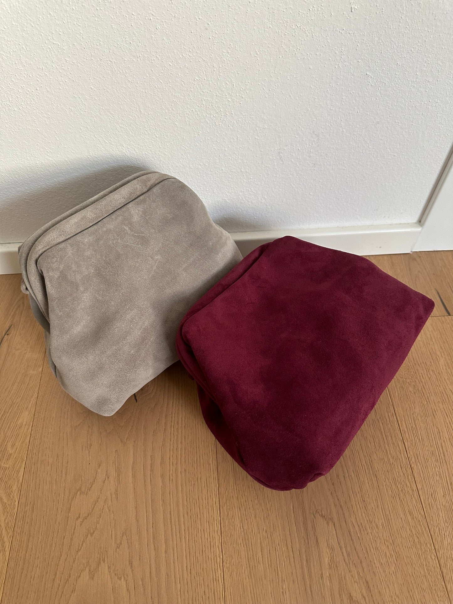 ALOAH suede - maxi pochette