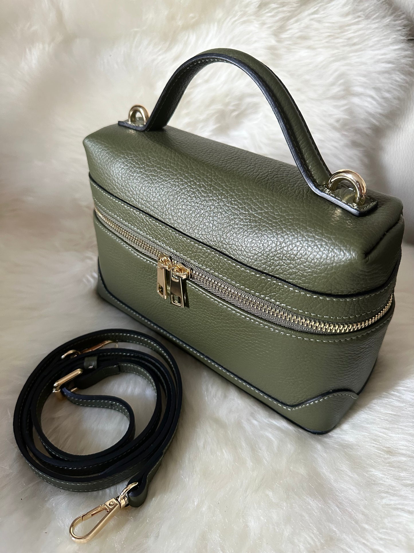 VANITY BAG - real leather