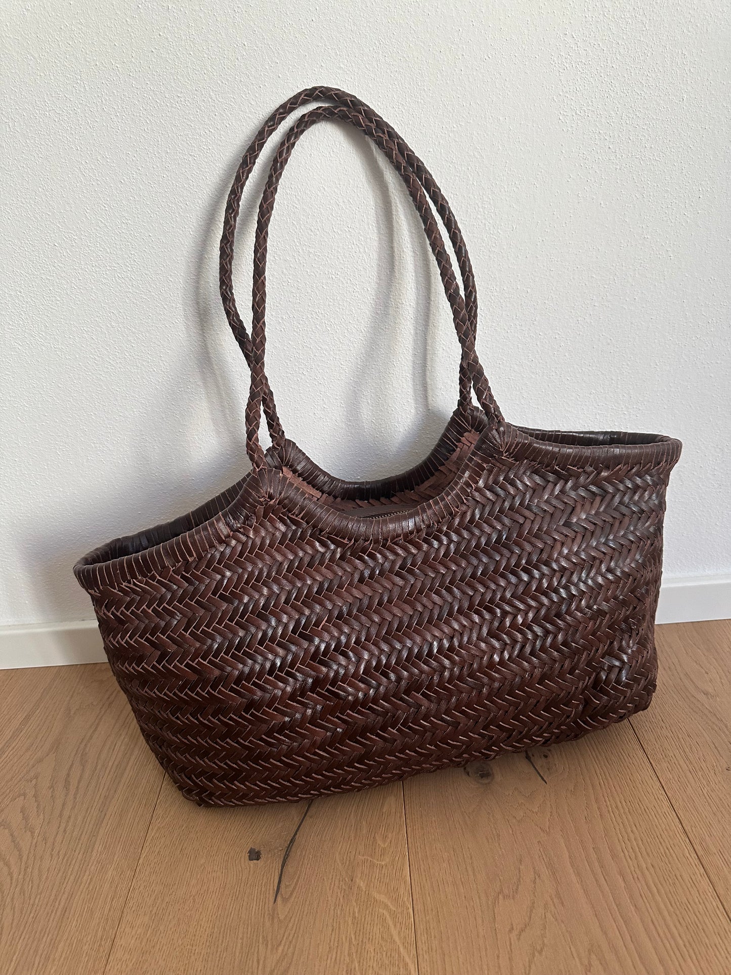 DORA PREMIUM - large
