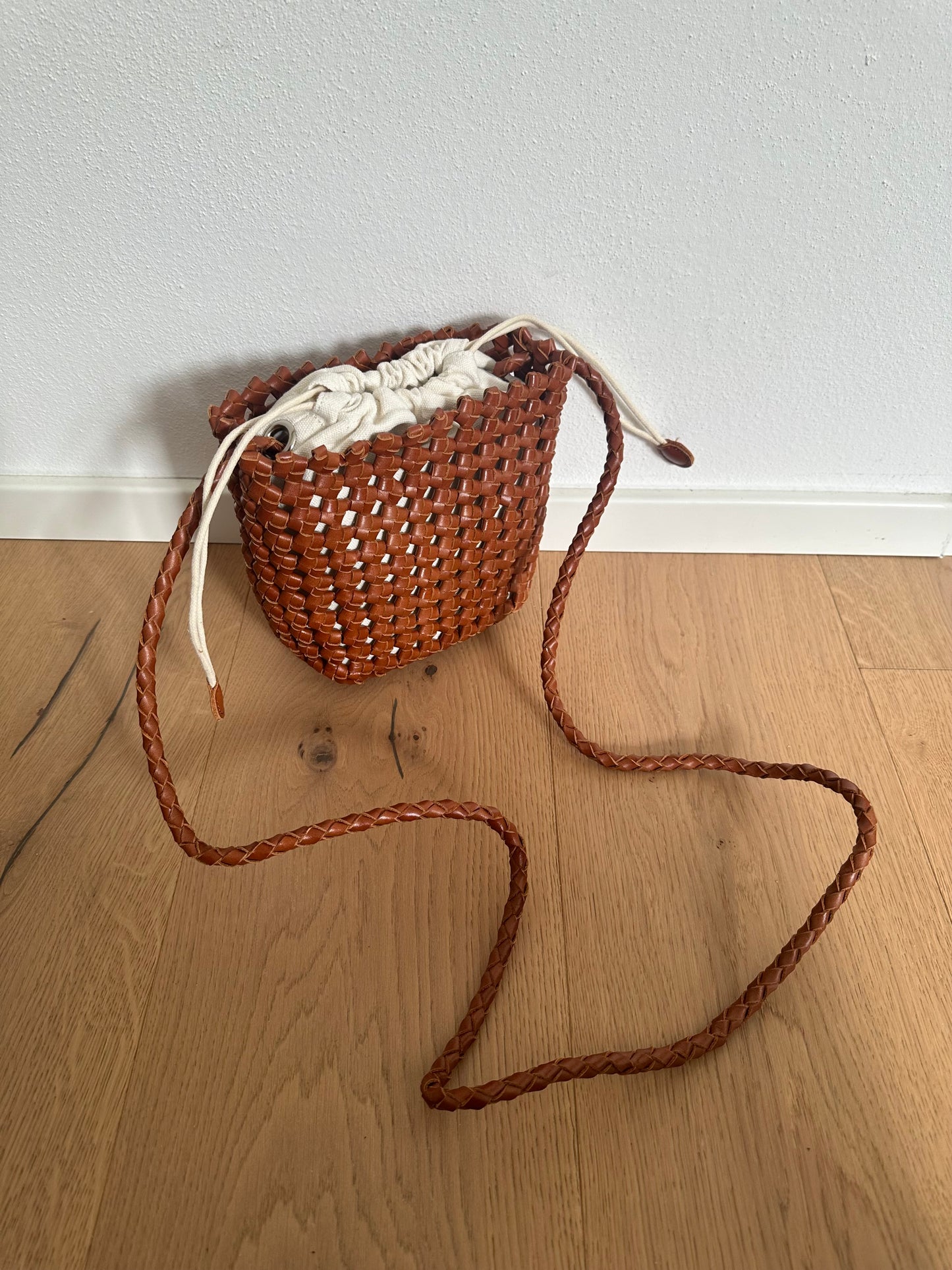 RACHELE- secchiello intrecciato