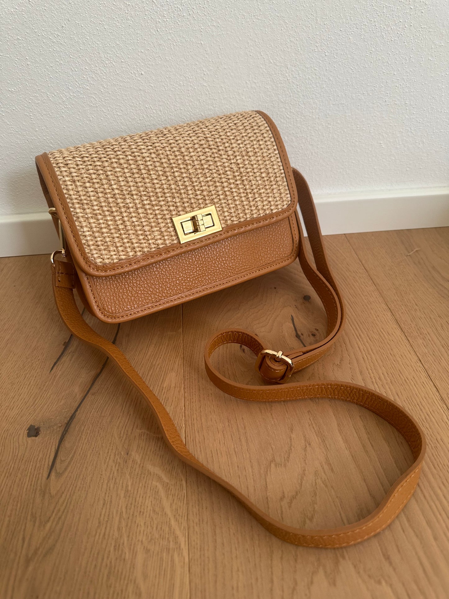 🌻MILA raffia- crossbody