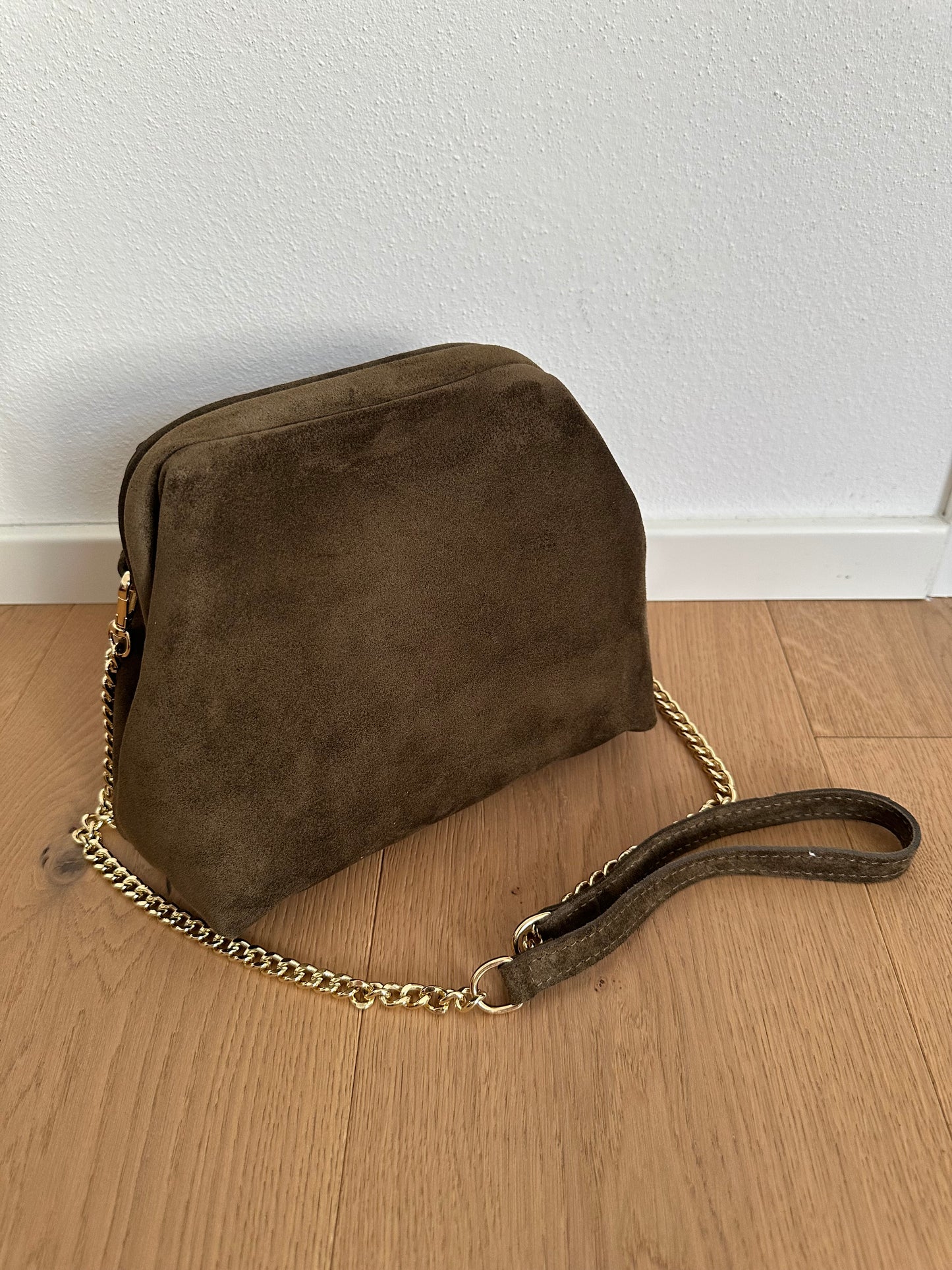 ALOAH suede - maxi pochette
