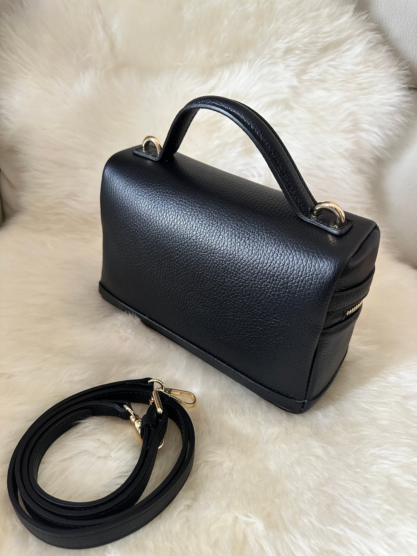 VANITY BAG - real leather