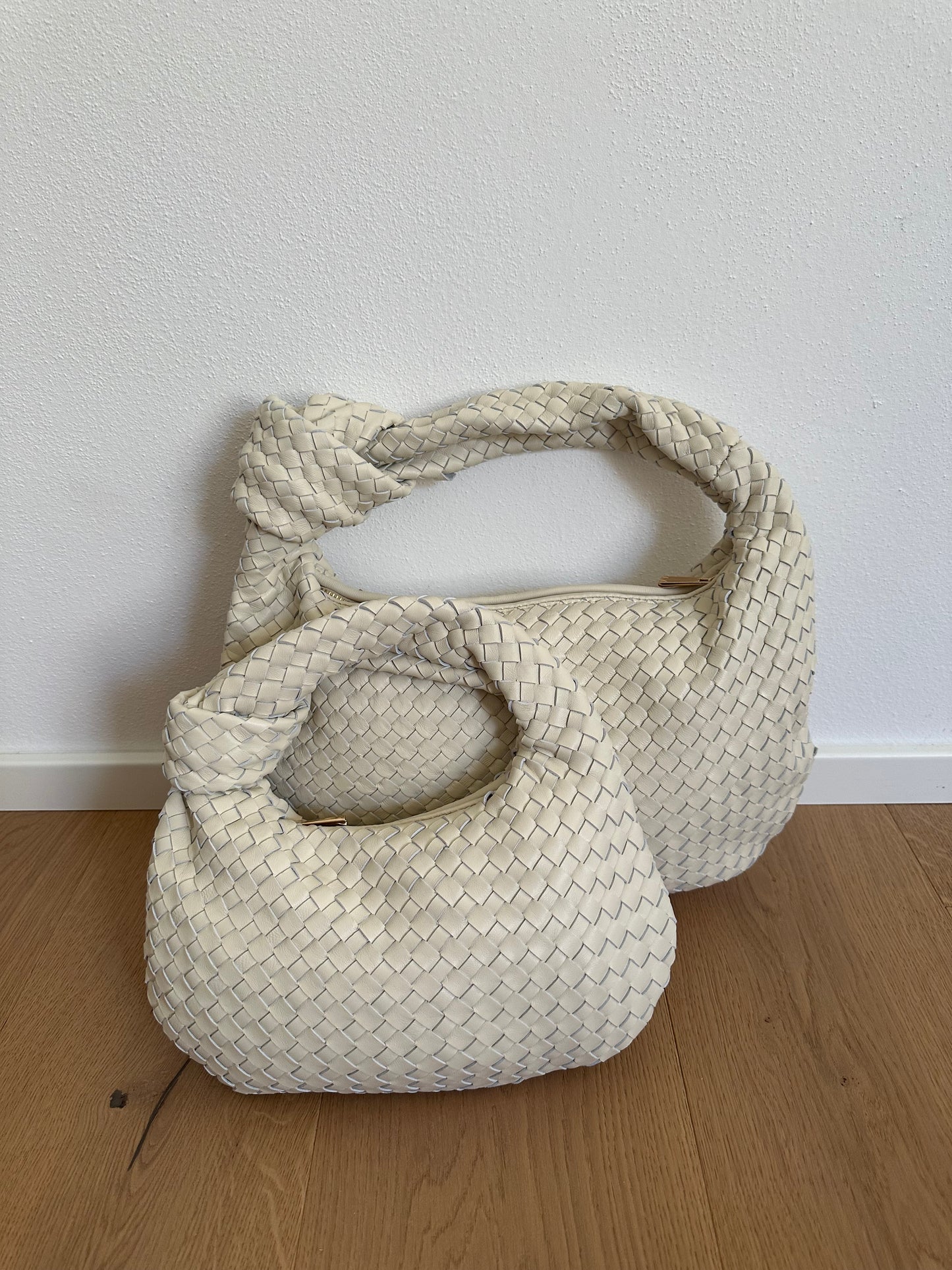 JOLIE sauvage - medium