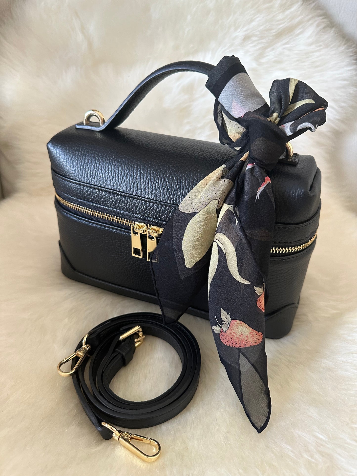 VANITY BAG - real leather
