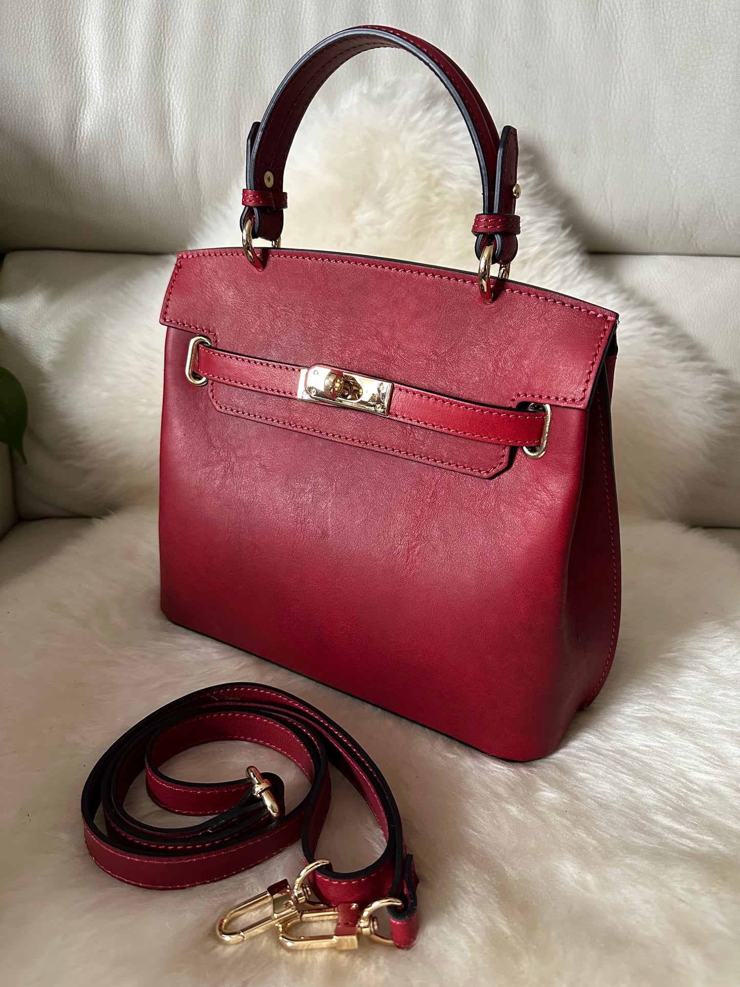 CHLOÉ - full grain cowhide leather