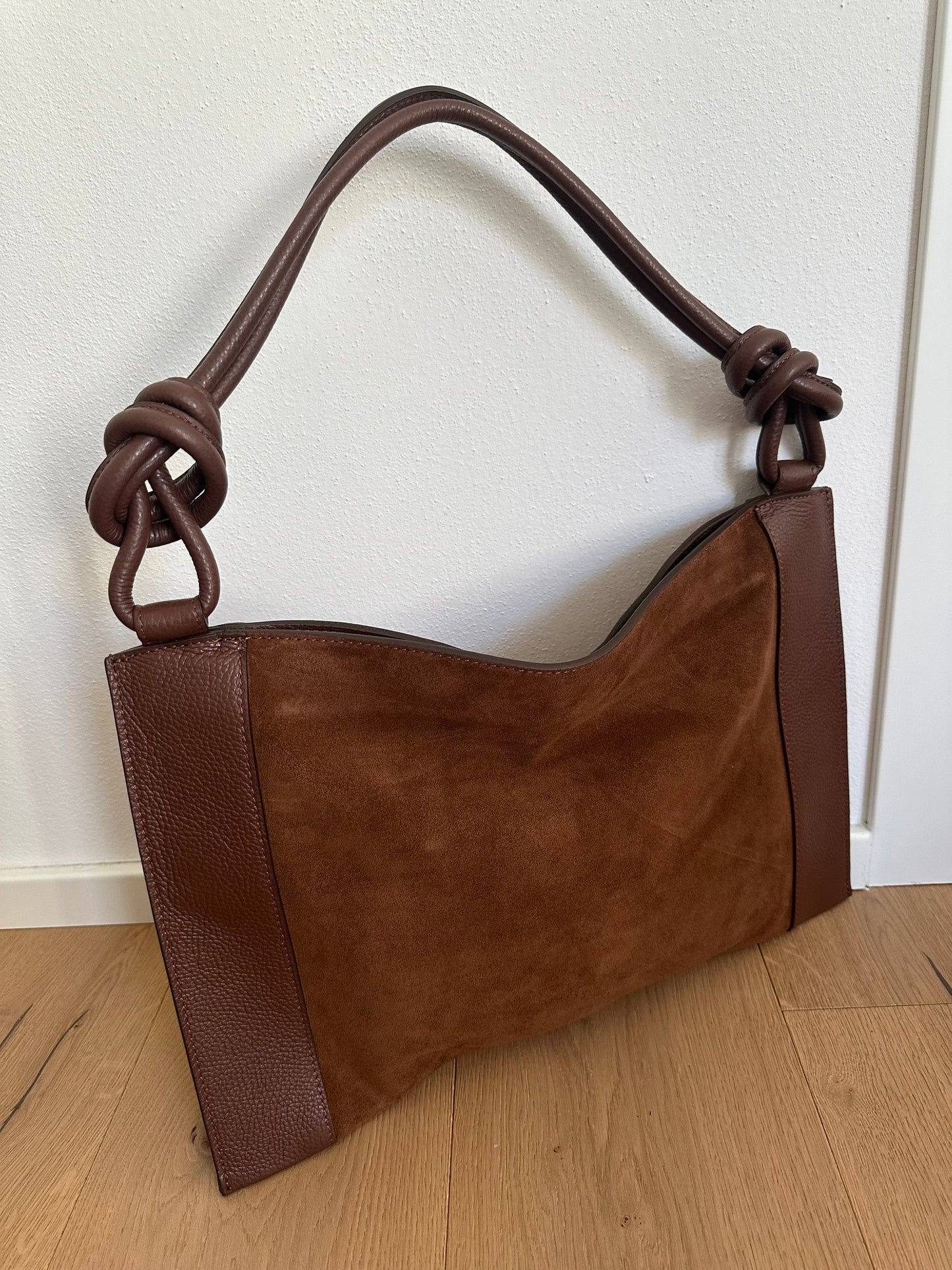 MAXI SAM - suede
