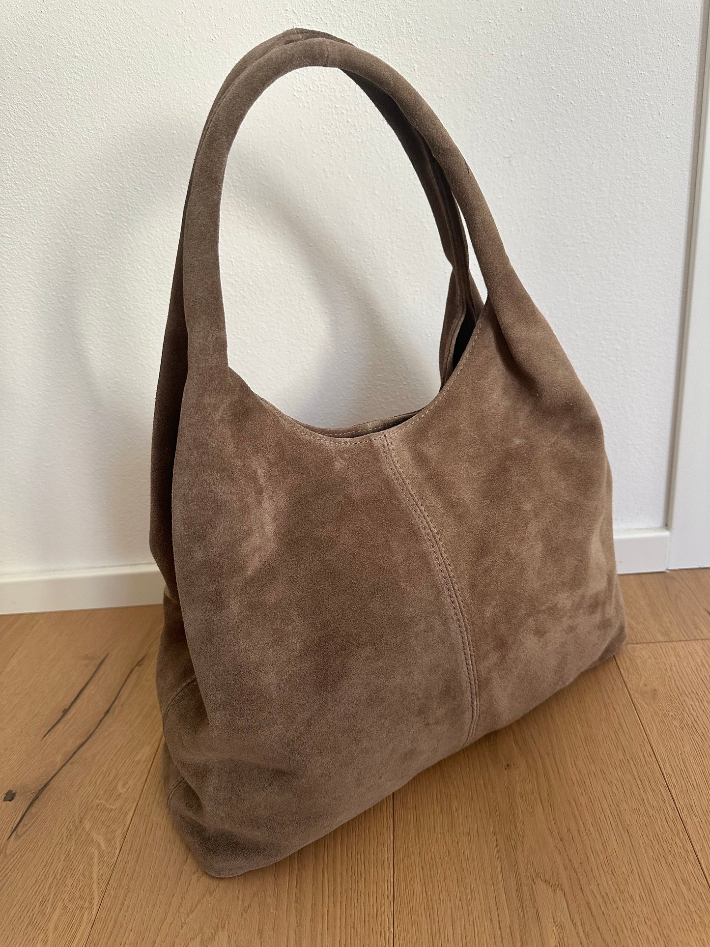 THEA - suede