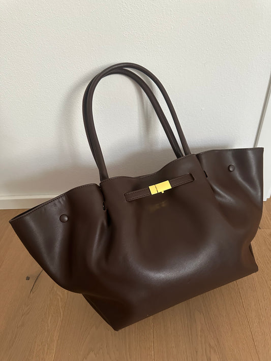 CHRISTIN LARGE- shoulder