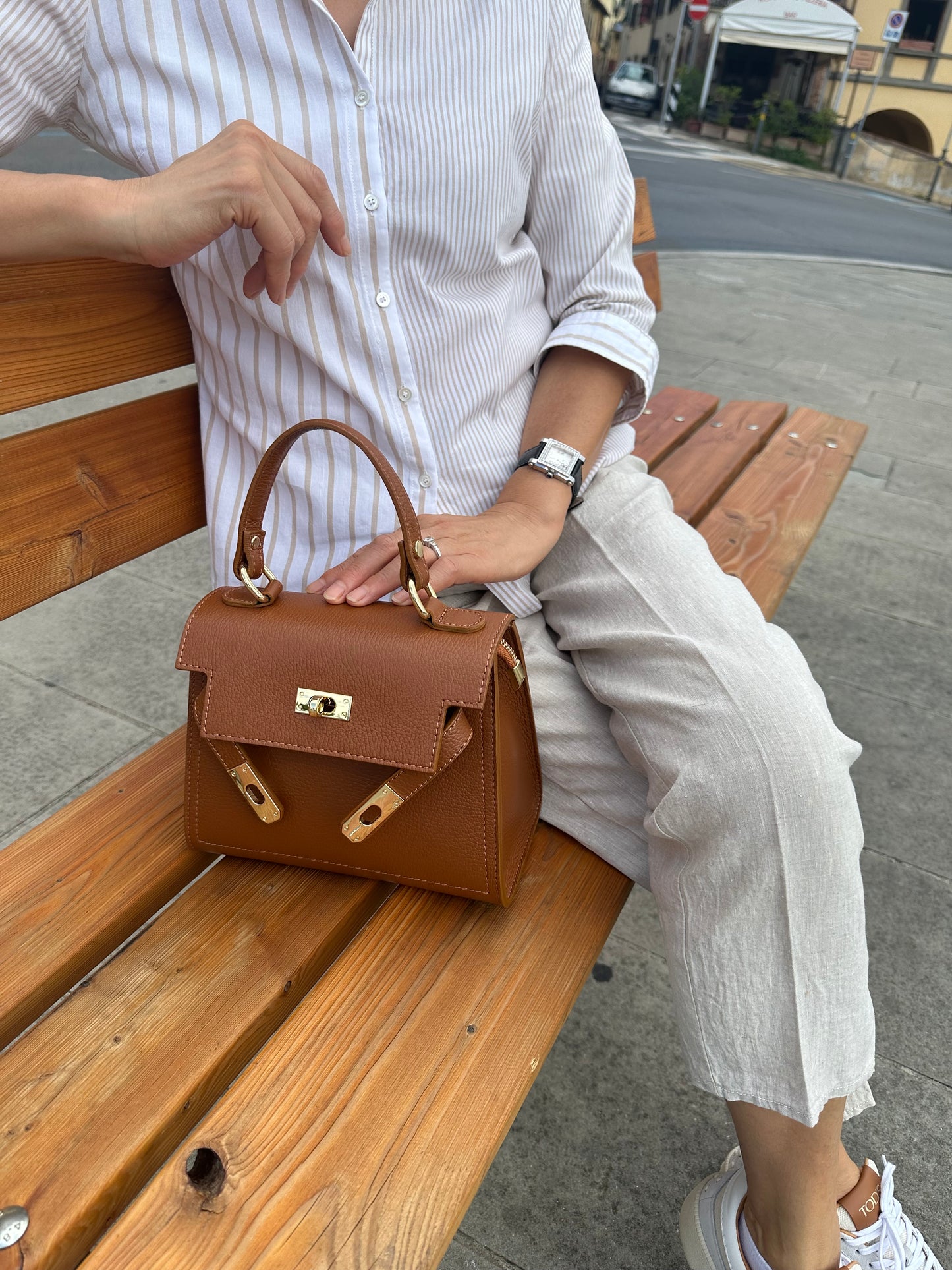 MEDIUM K- Genuine leather handbag