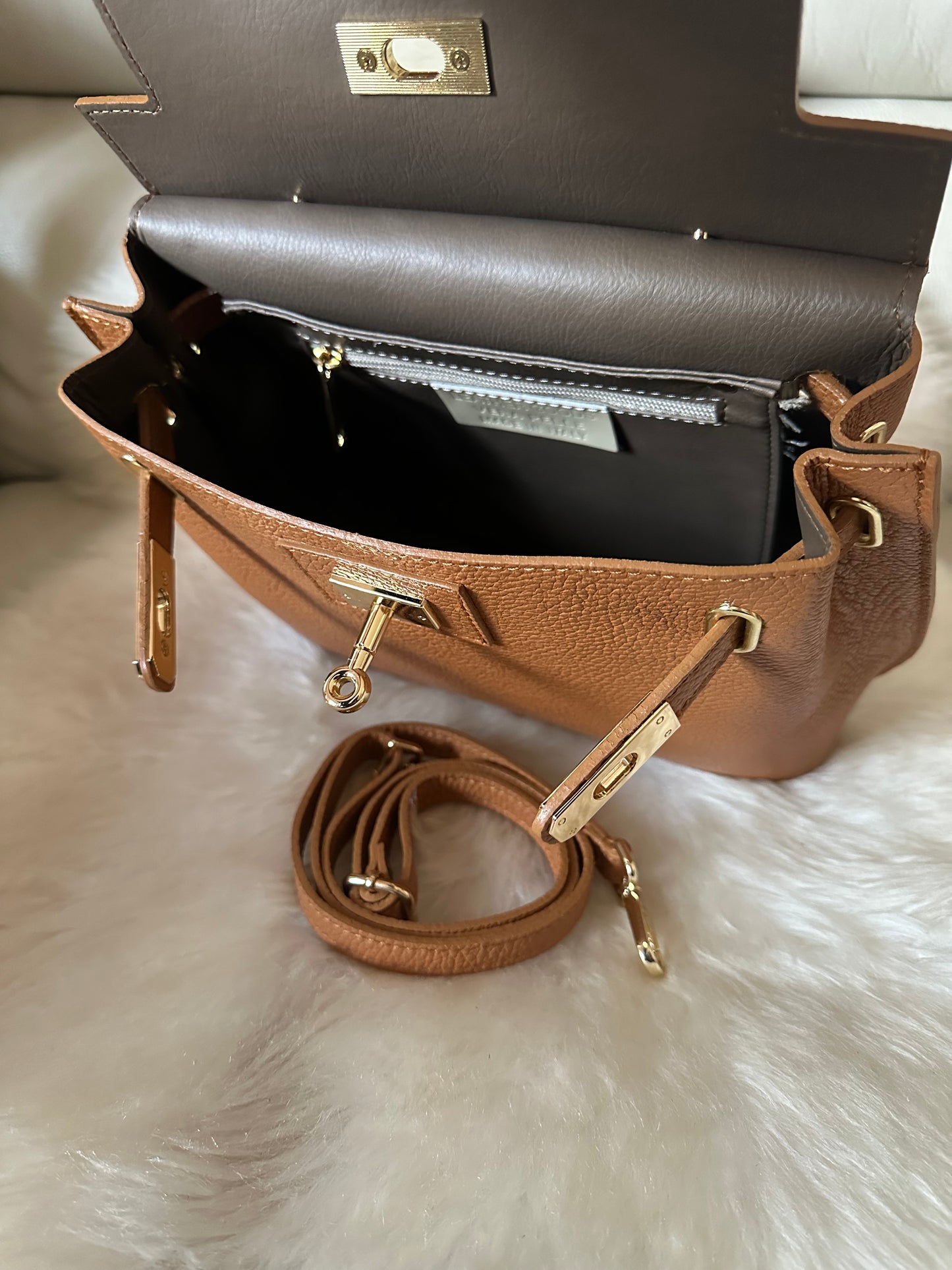 CHLOÉ- Real leather