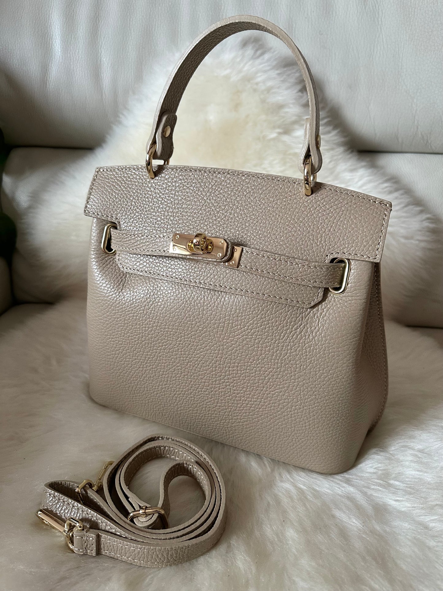 CHLOÉ- Real leather