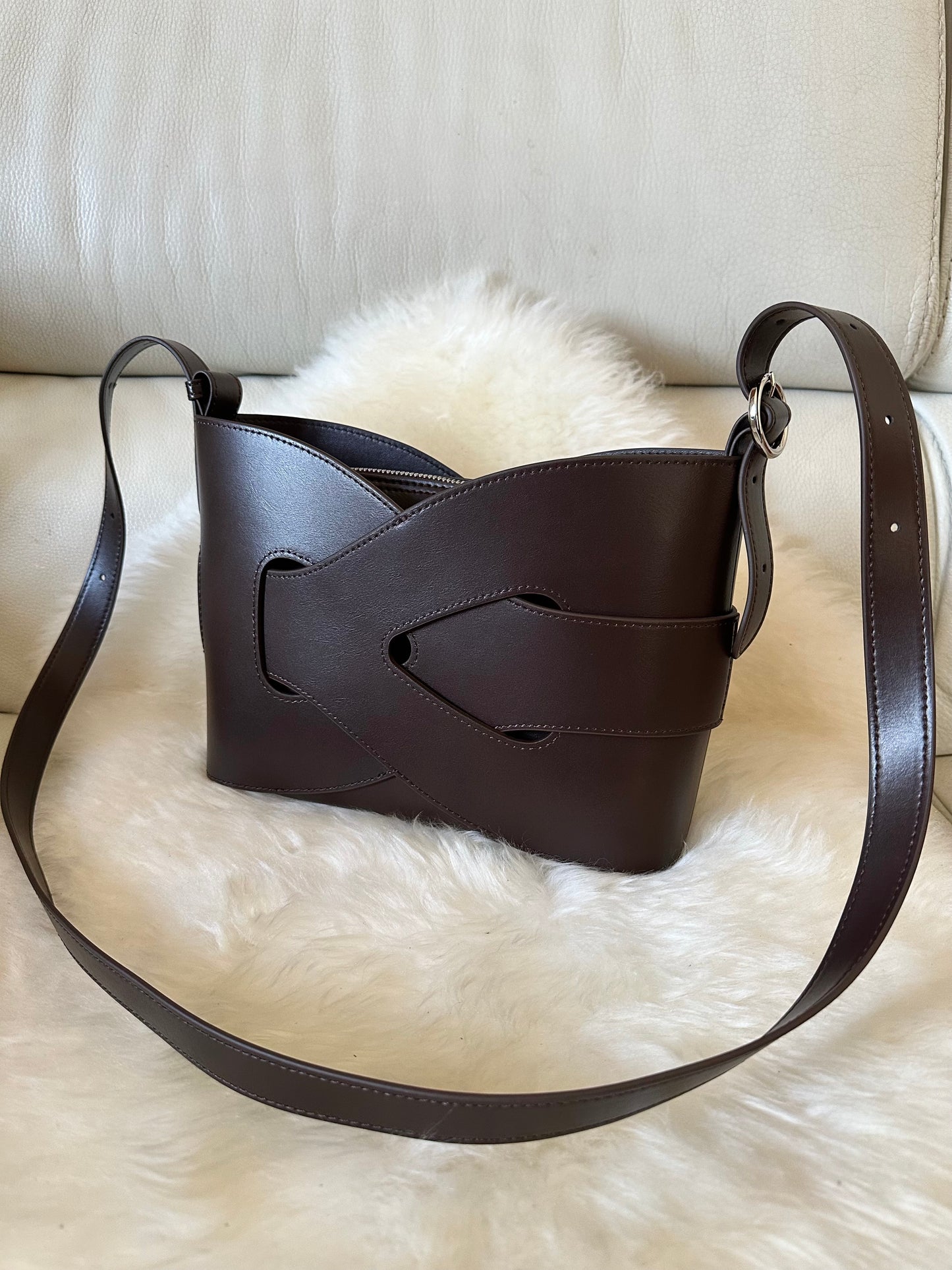 KNOT - shoulder bag