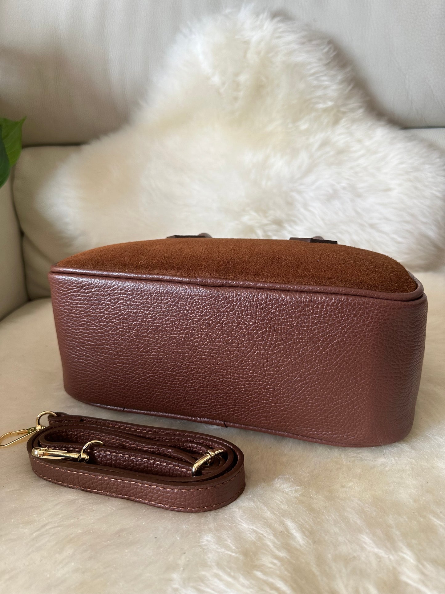 BONNIE - suede trunk