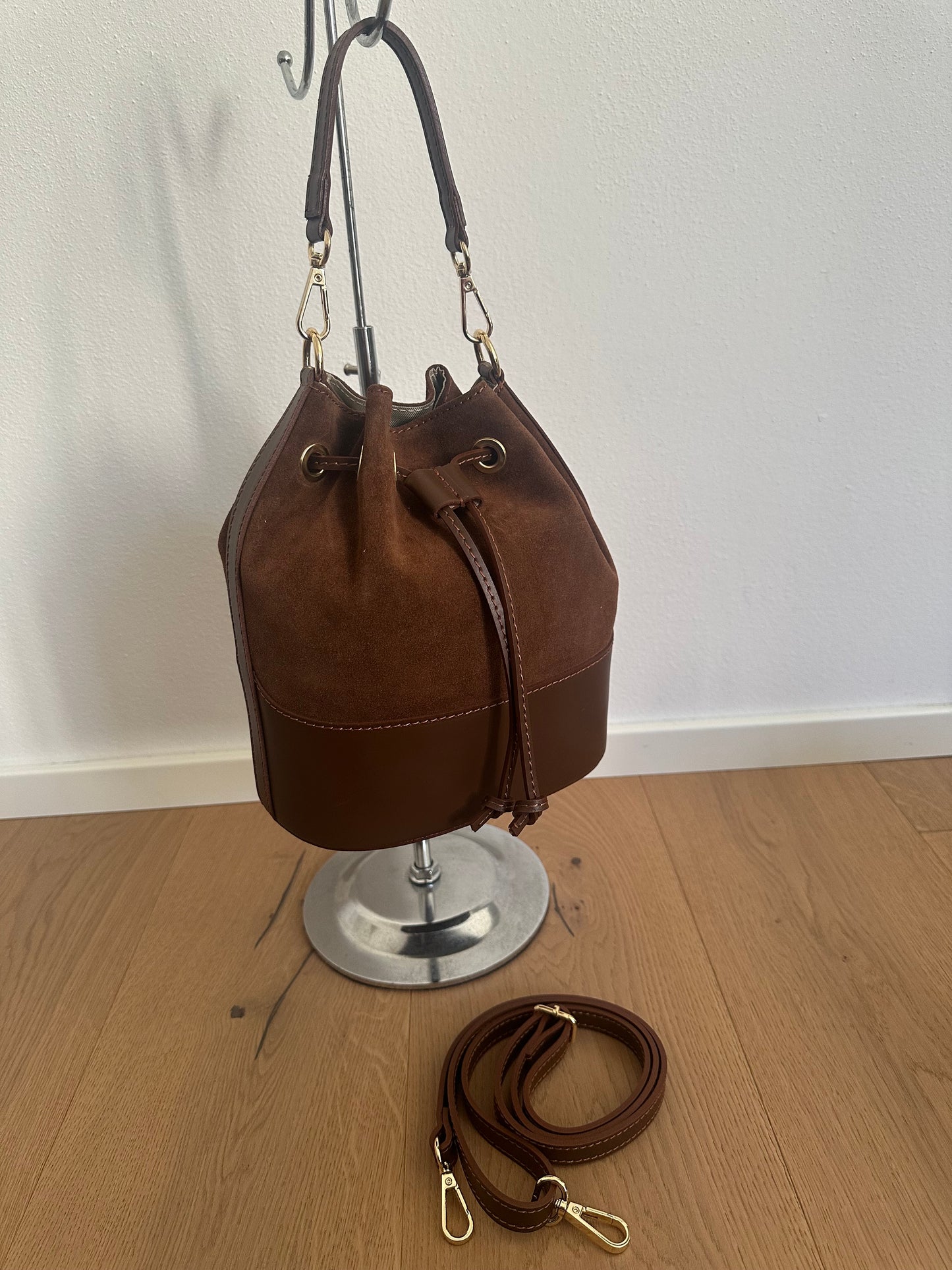 SECCHIELLO CLASSIC -SUEDE