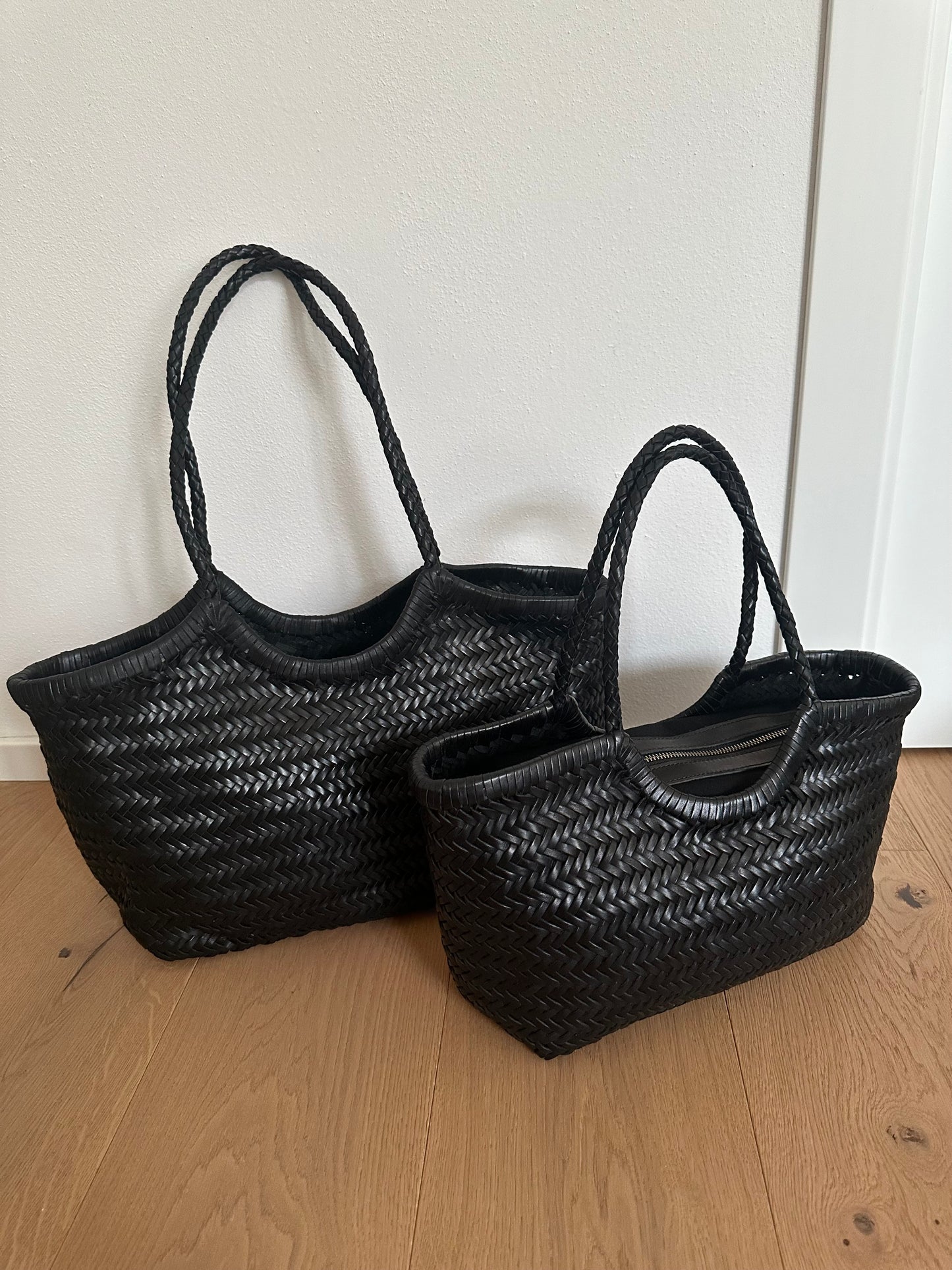 DORA PREMIUM - large