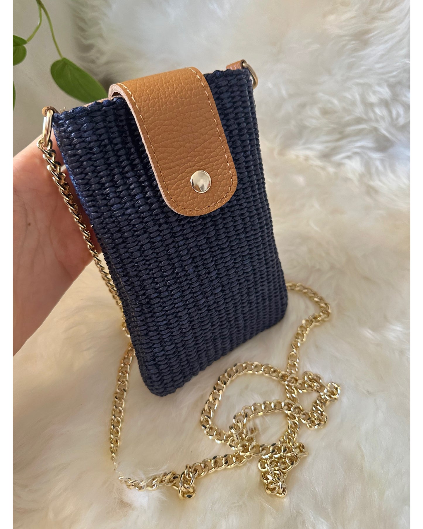 Raffia Cell Phone Holder