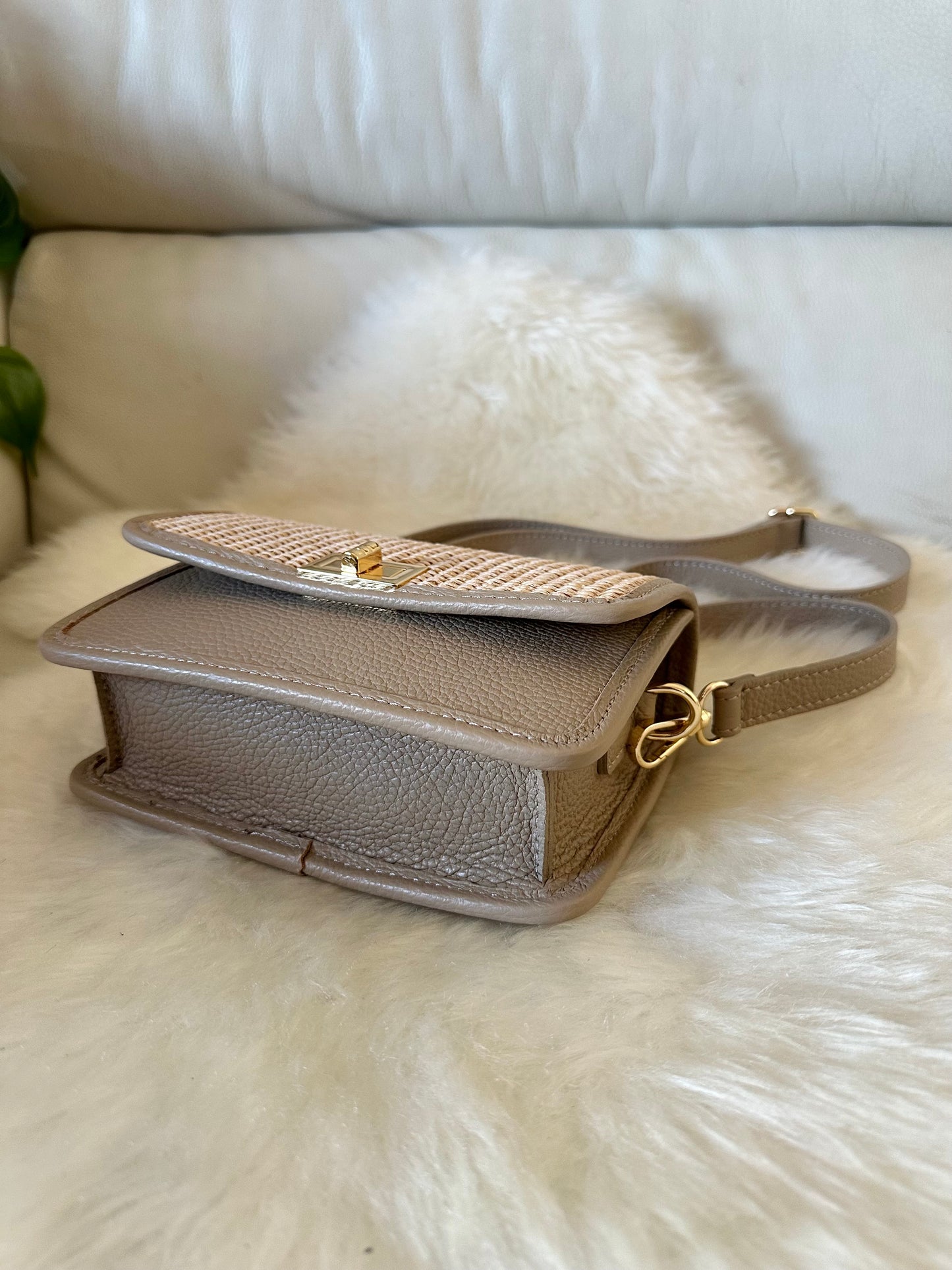 🌻MILA raffia- crossbody