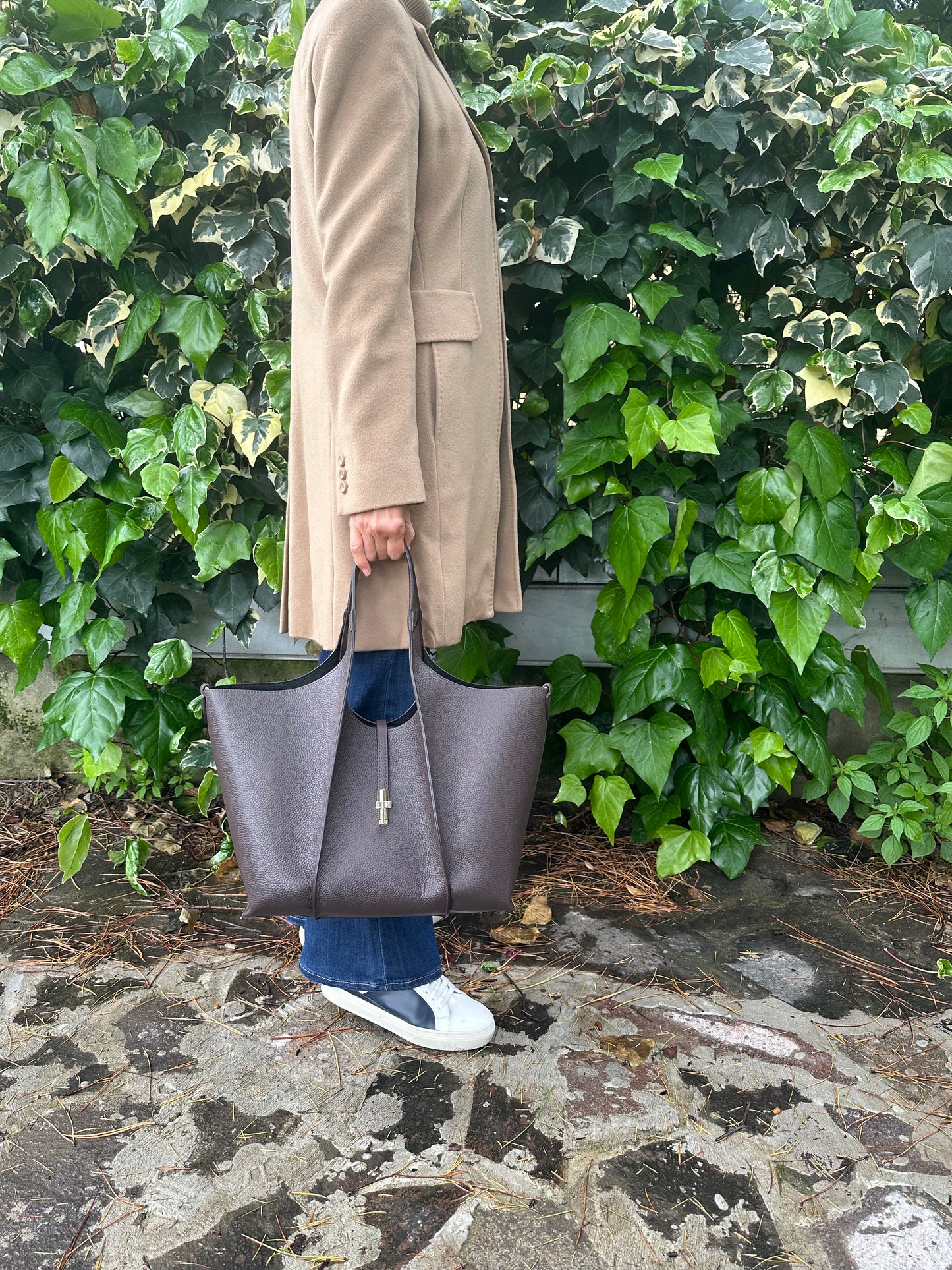 TIMELESS shoulder bag
