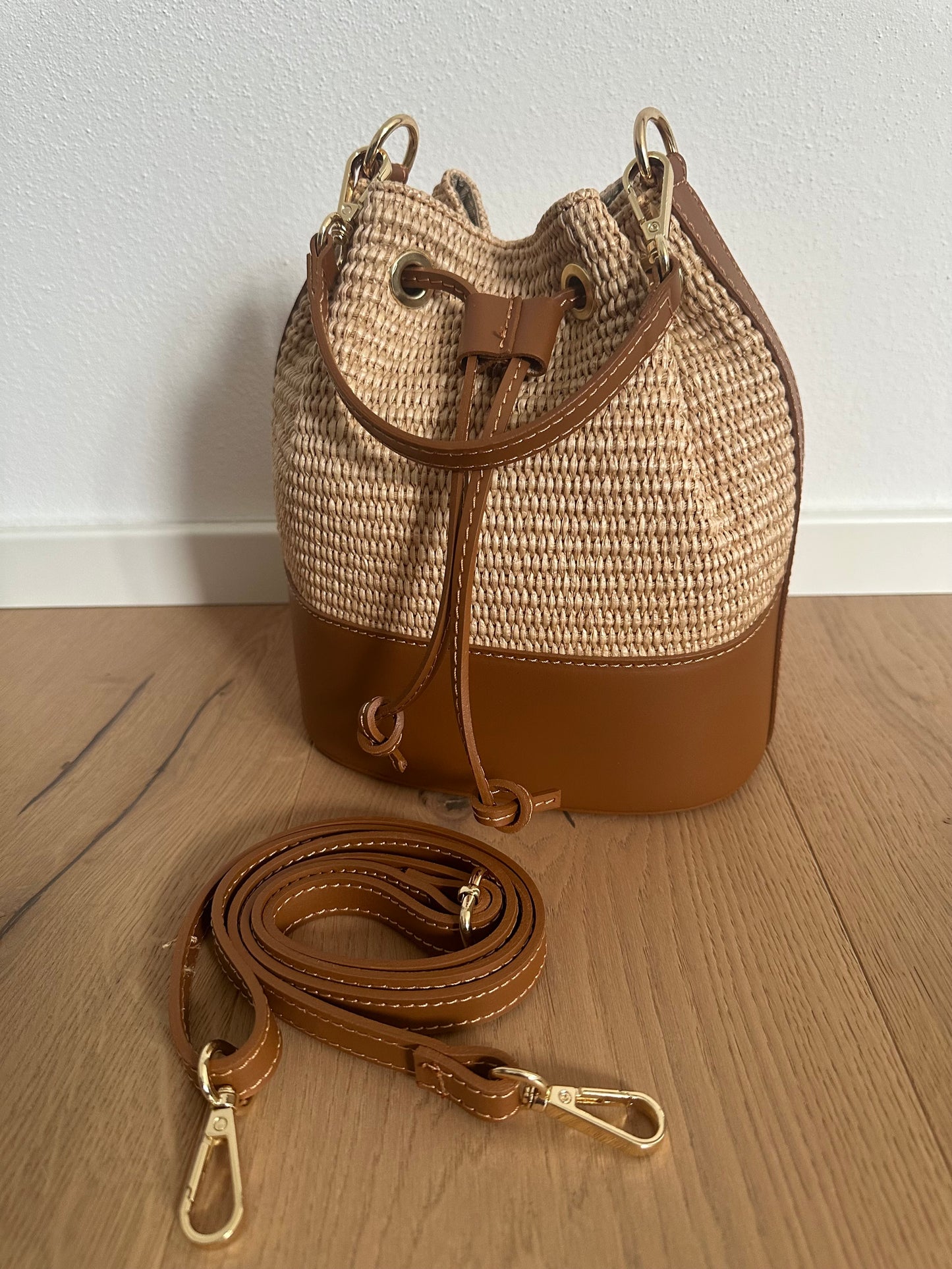 MISS Bucket classic- rafia