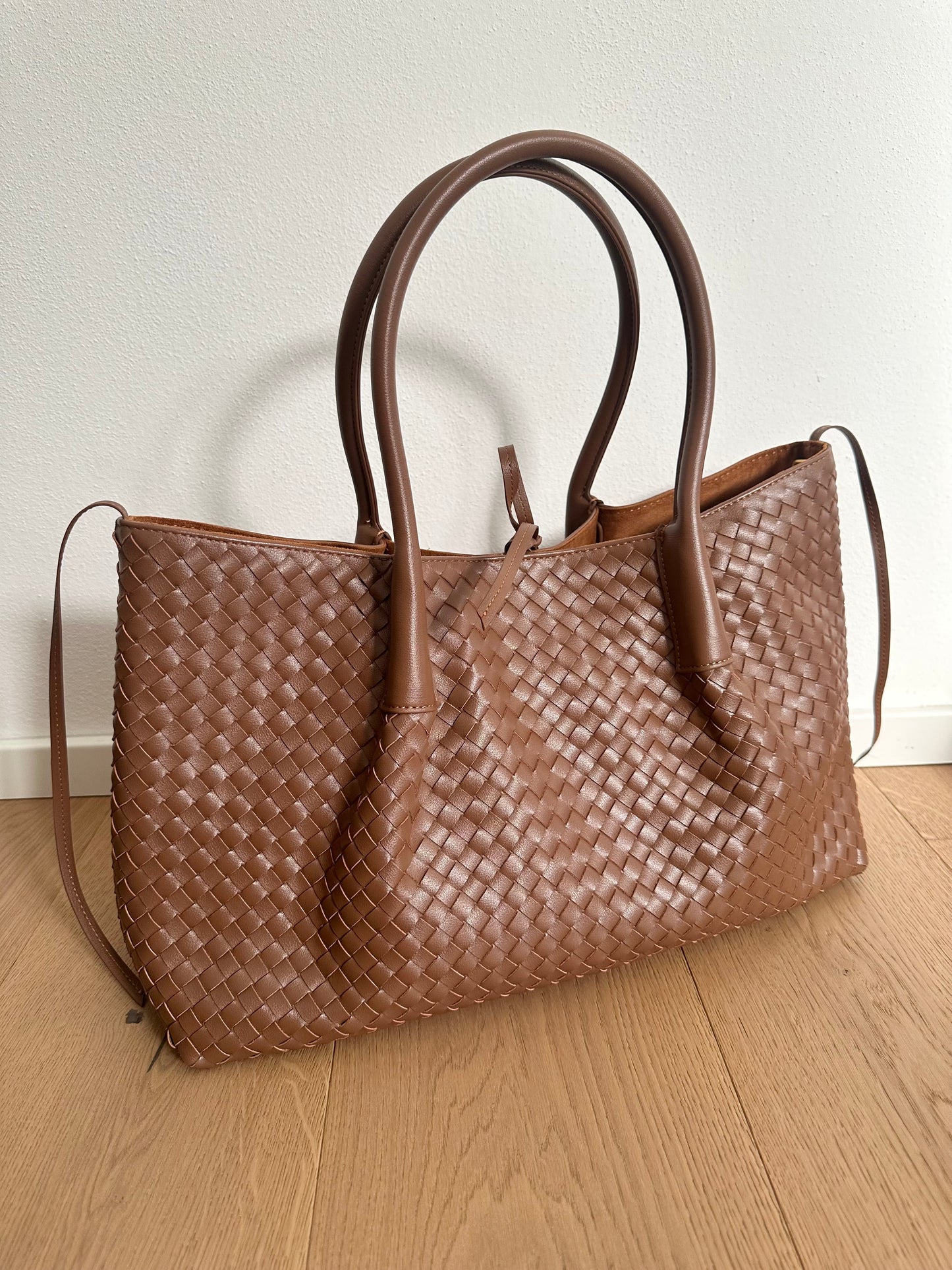 PETRA large- woven bag