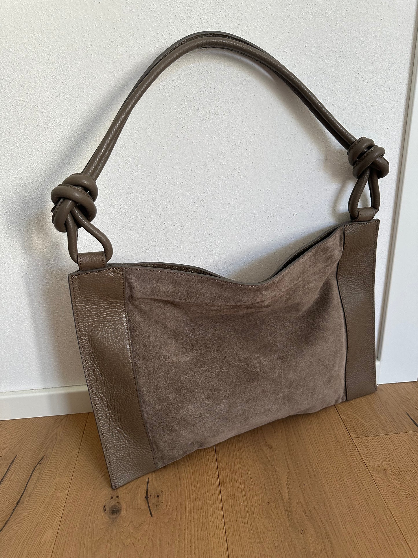 MAXI SAM - suede