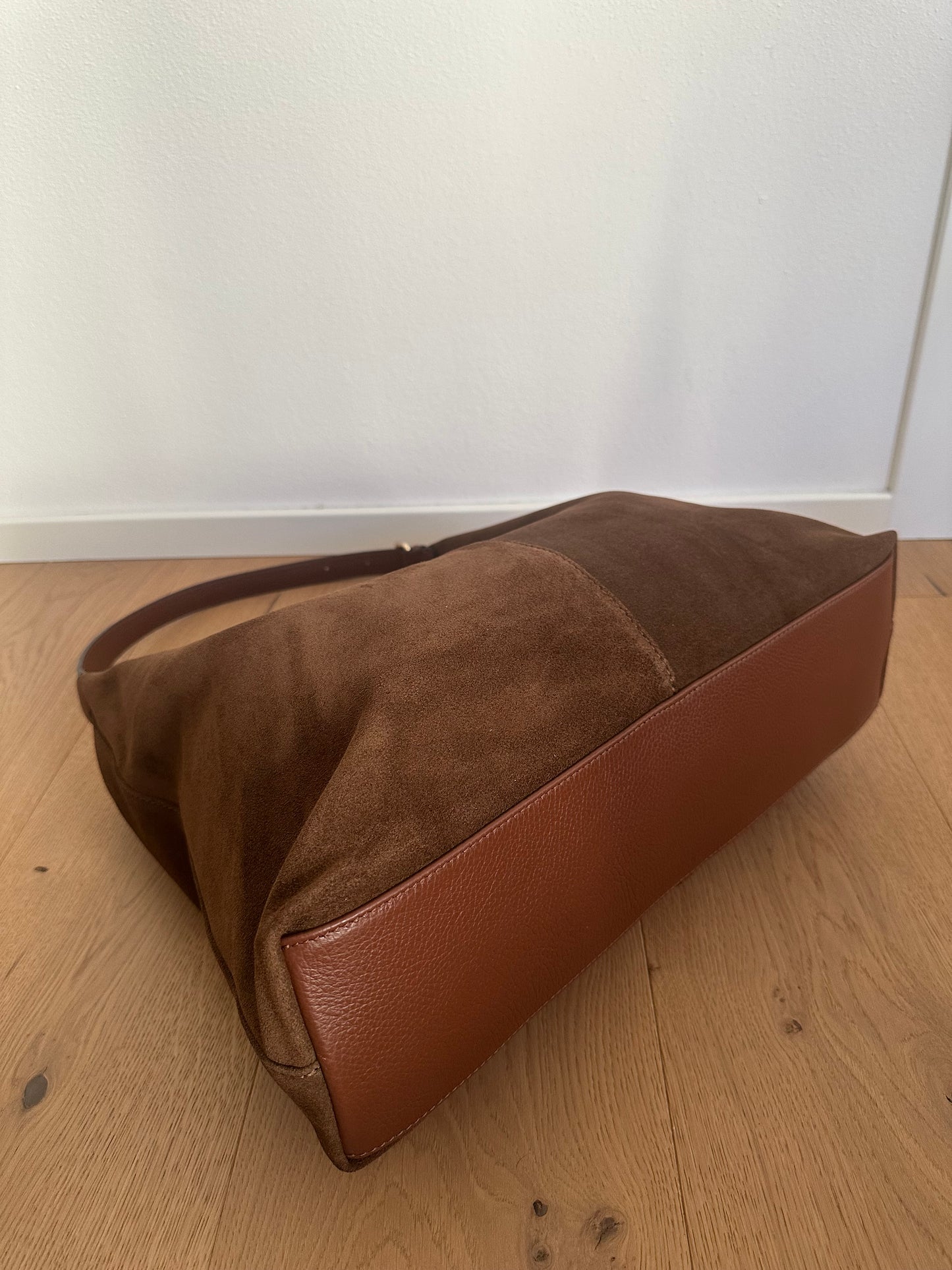 SOHO -maxi shoulder bag