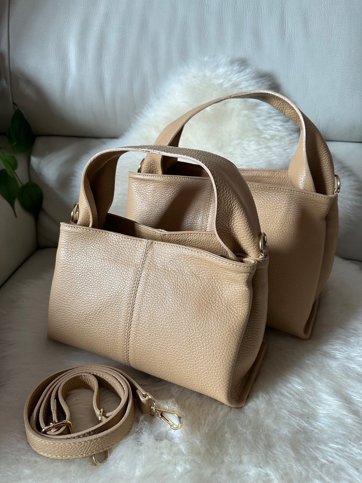 ZOE - Handbag with shoulder strap