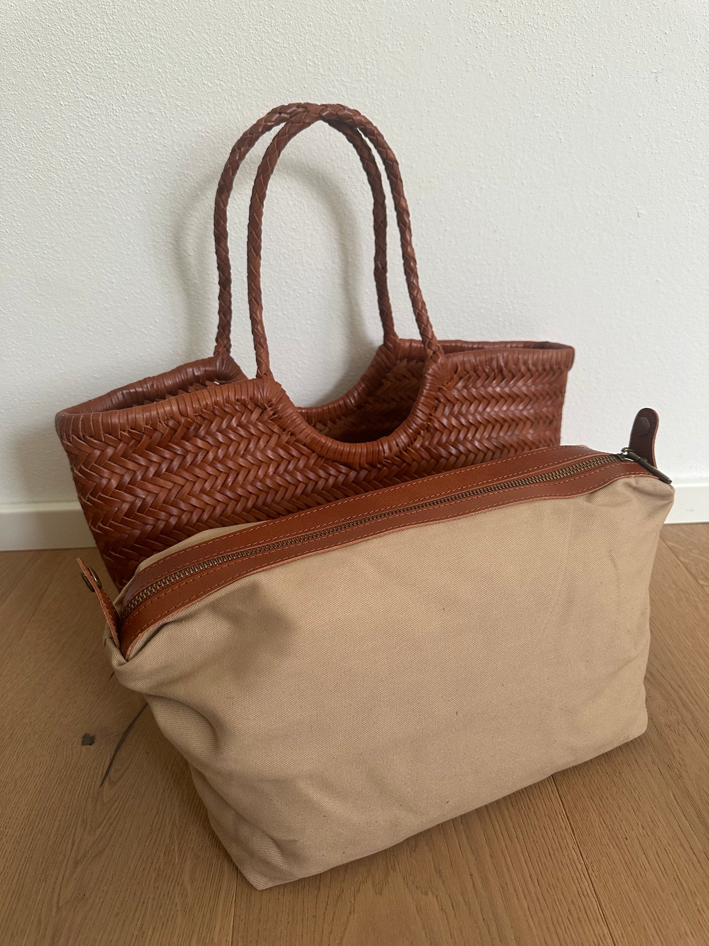 DORA - medium shopping