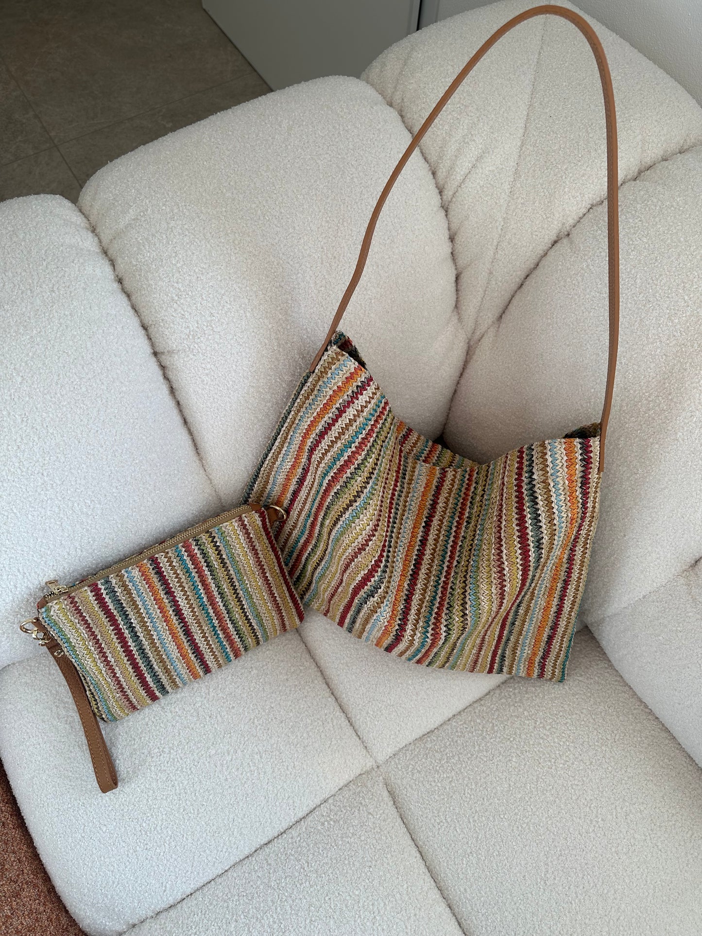 POCHETTE RAINBOW - rafia